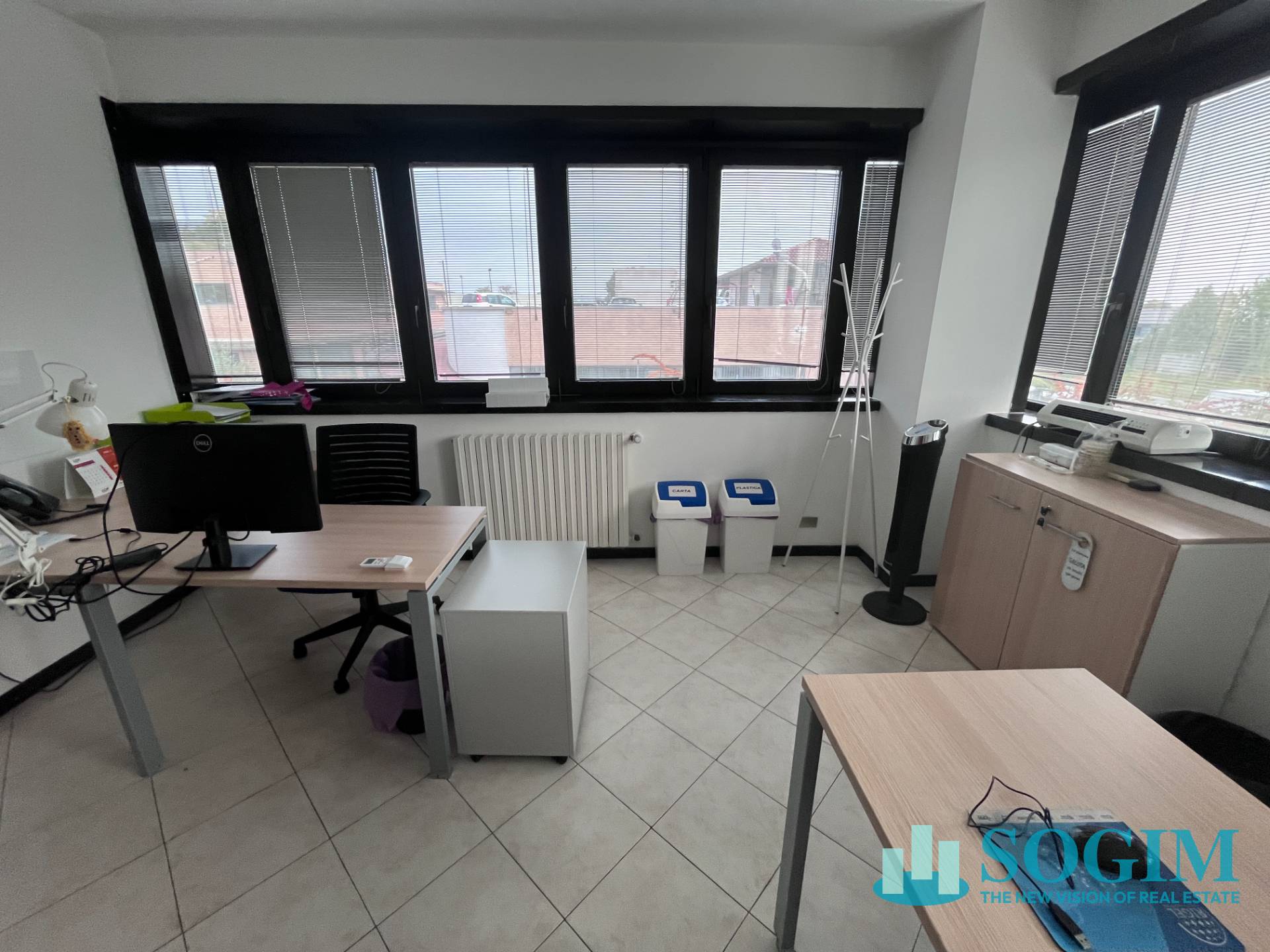 Capannone + Palazzina Uffici in affitto a Zibido San Giacomo