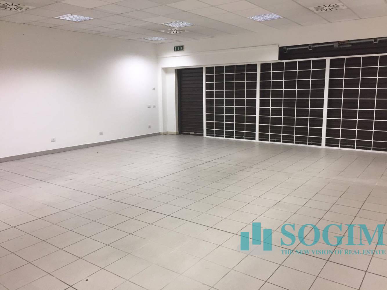 Immobile commerciale in affitto a Cusago