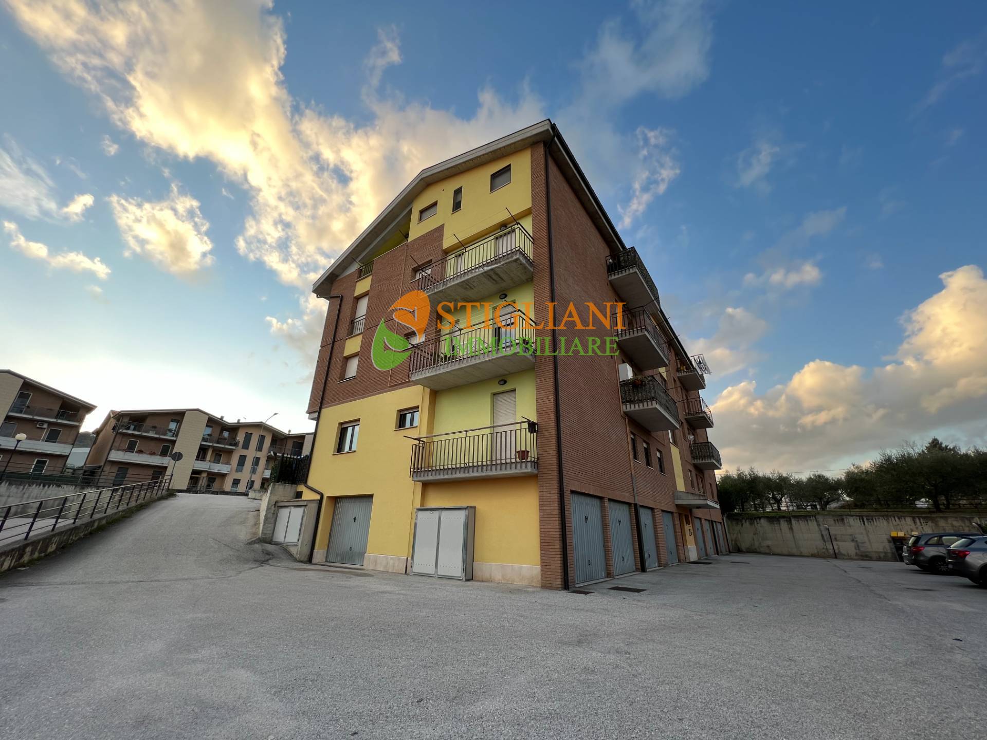 Appartamento con box, Mirabello Sannitico via roma