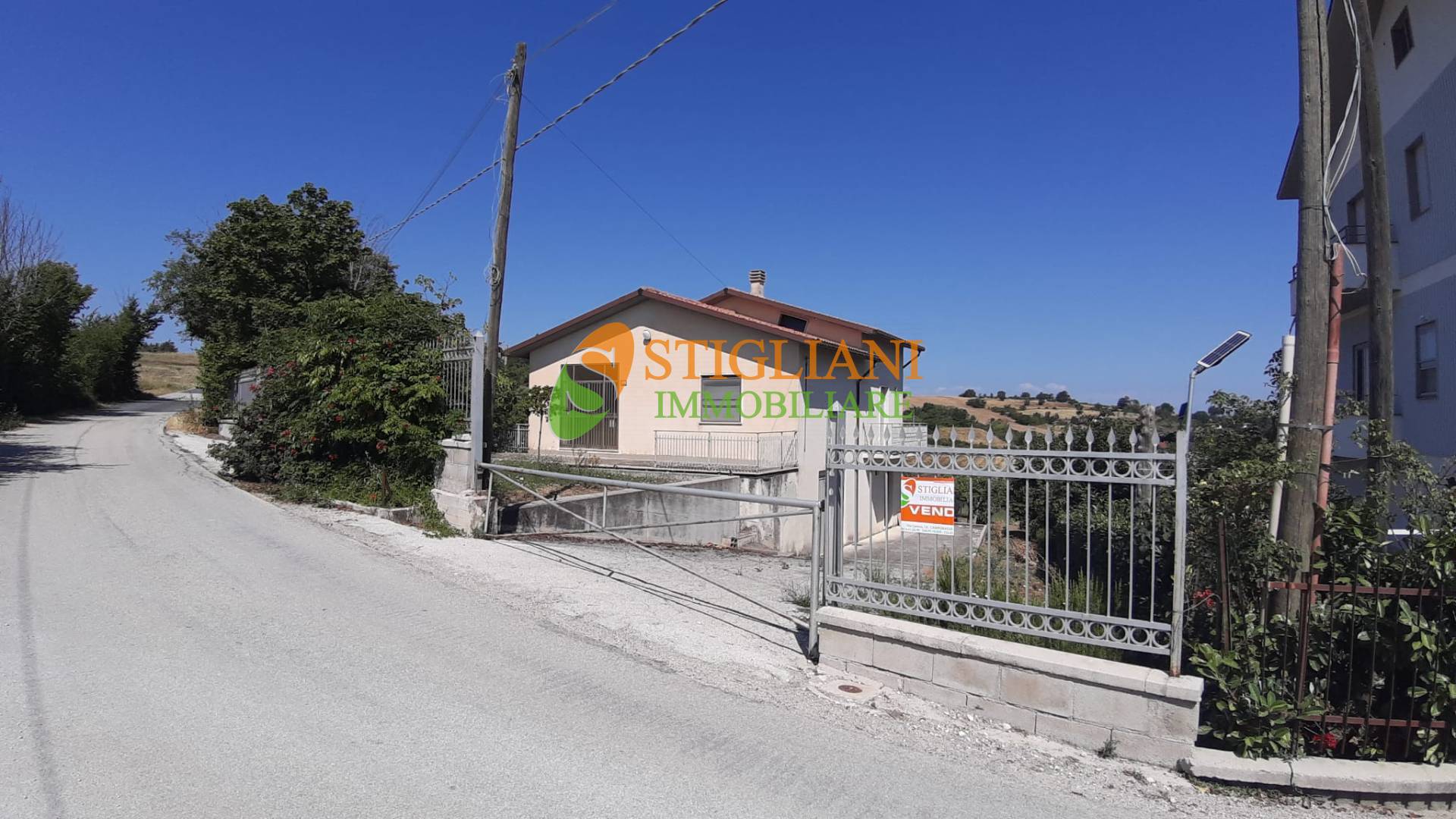 Casa indipendente con box, Campobasso c.da coste di oratino