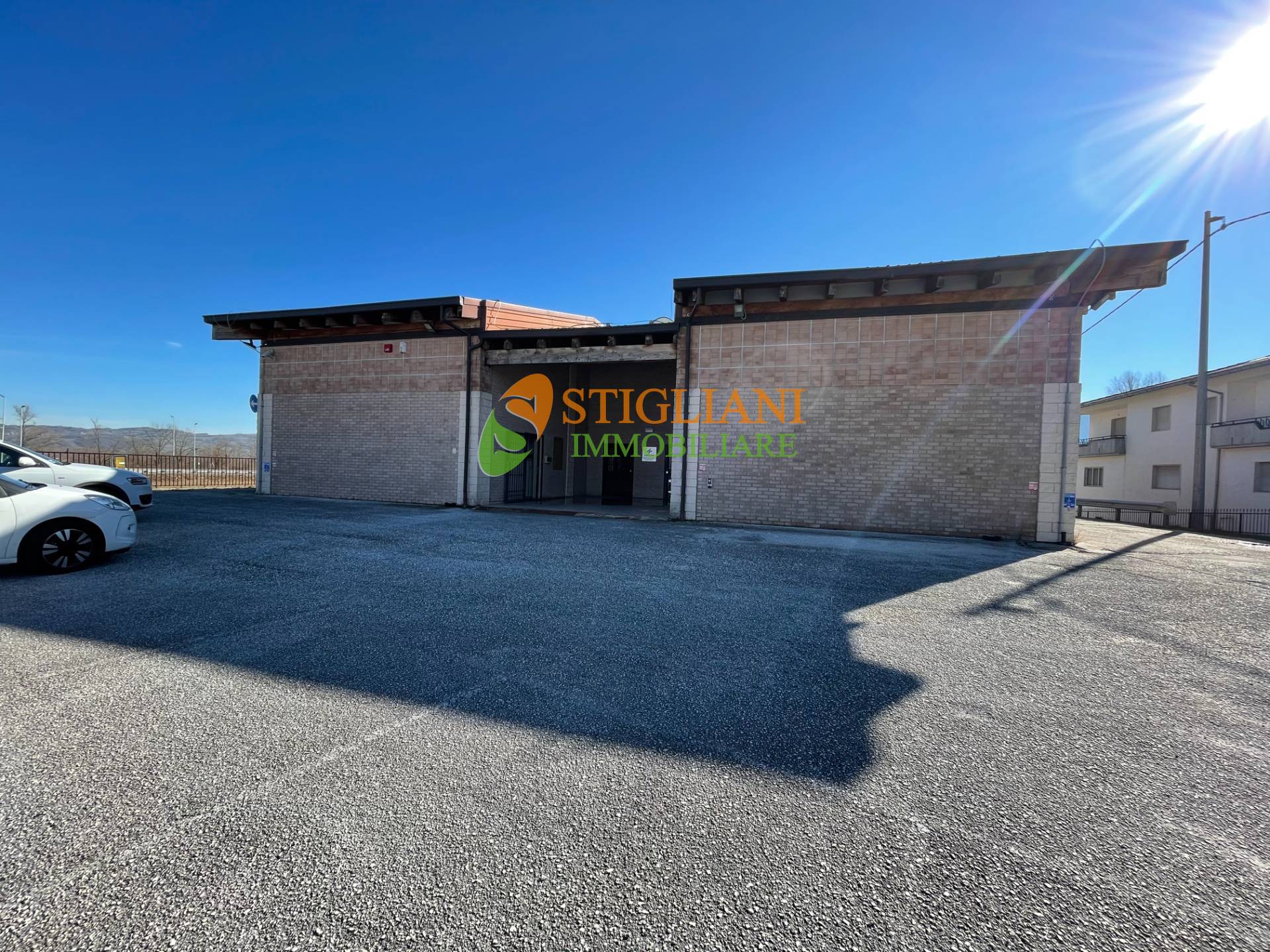 Locale commerciale in vendita a San Massimo, Strada Provinciale