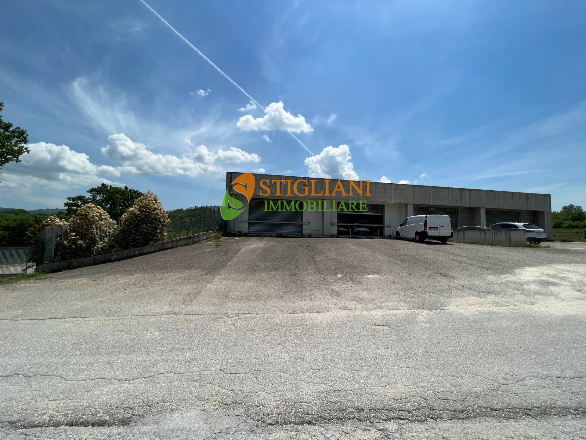 Locale commerciale in affitto a Castropignano, Contrada Vetecale