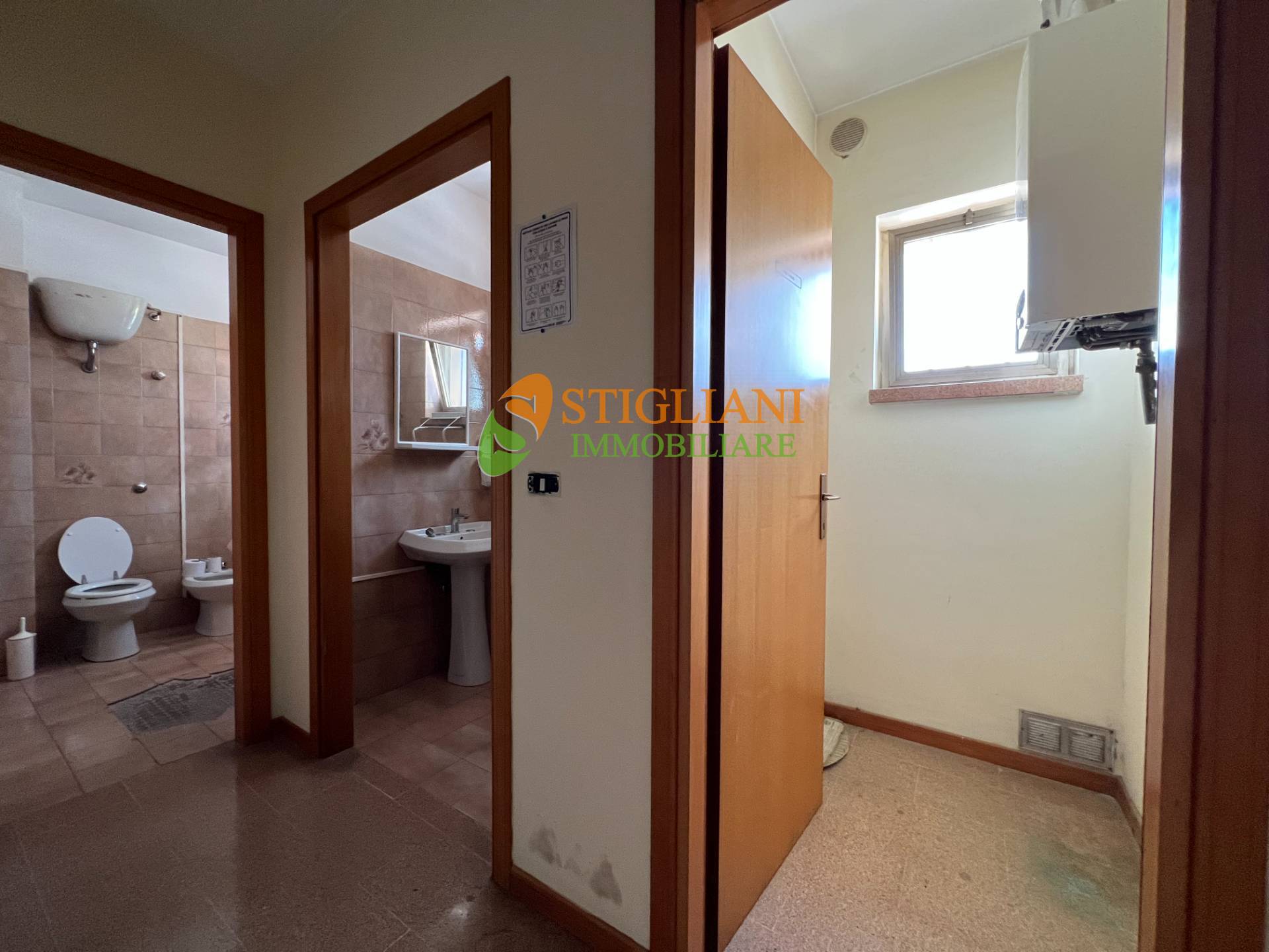 Ufficio in vendita a Campobasso, Semicentro