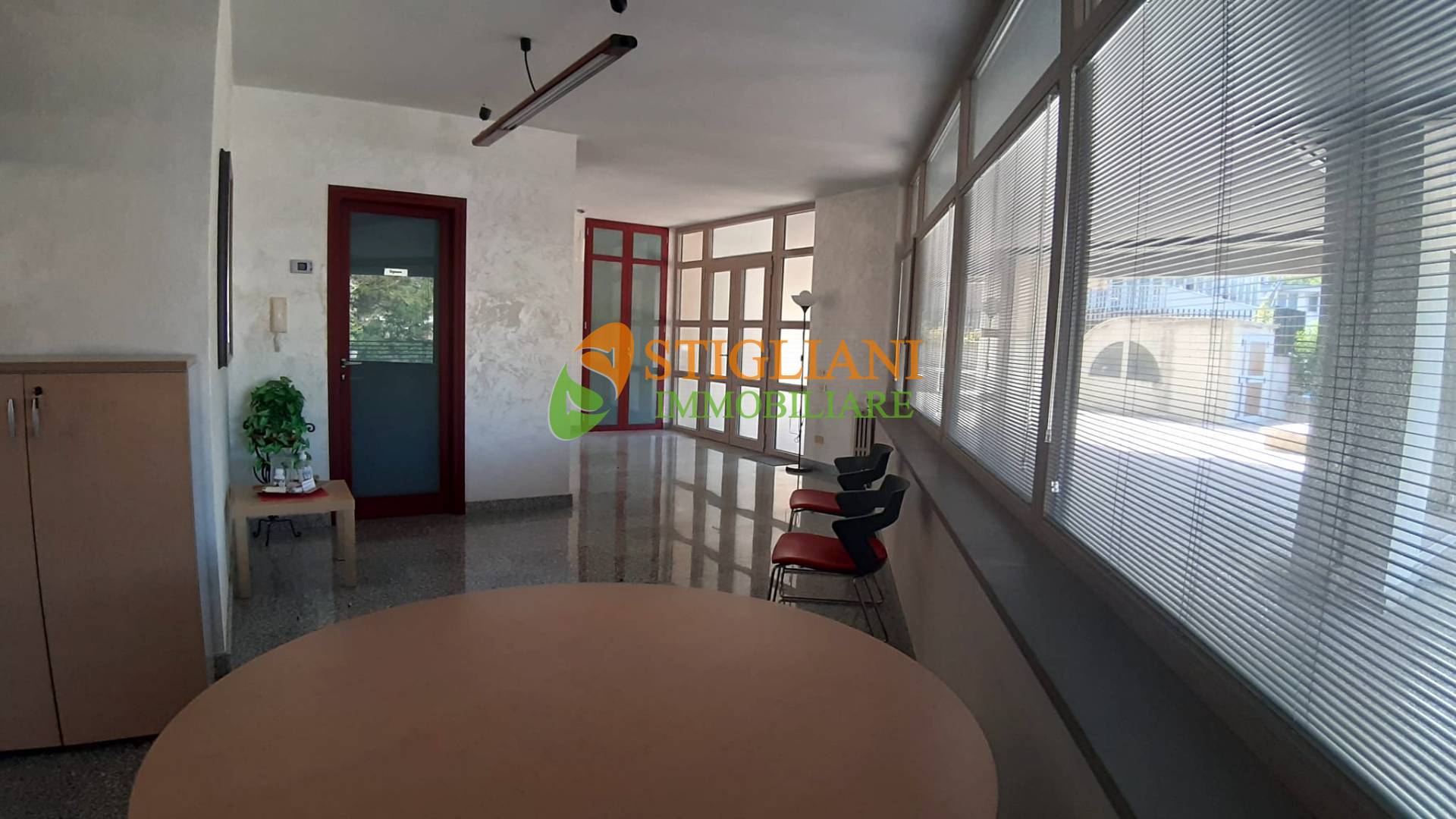 Ufficio in vendita a Campobasso, Centro