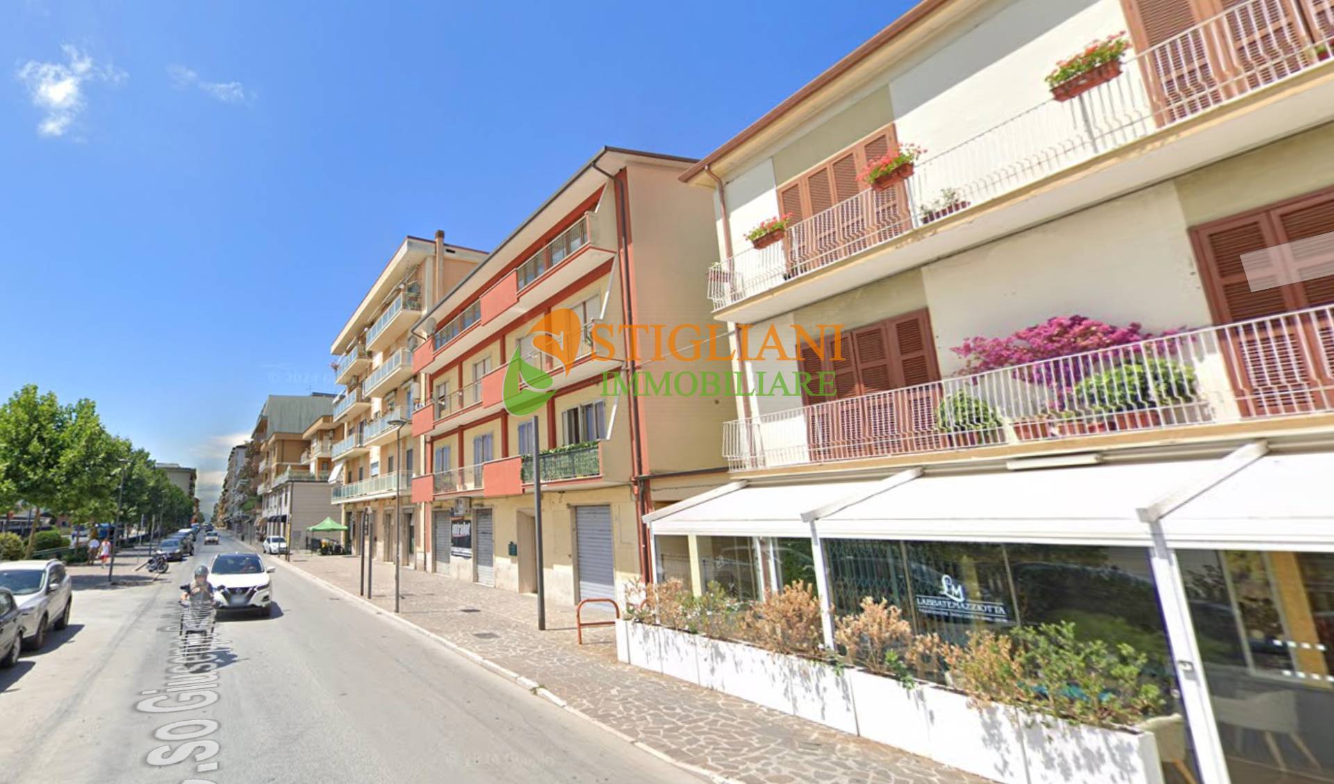 Locale commerciale in vendita a Isernia, Corso G. Garibaldi