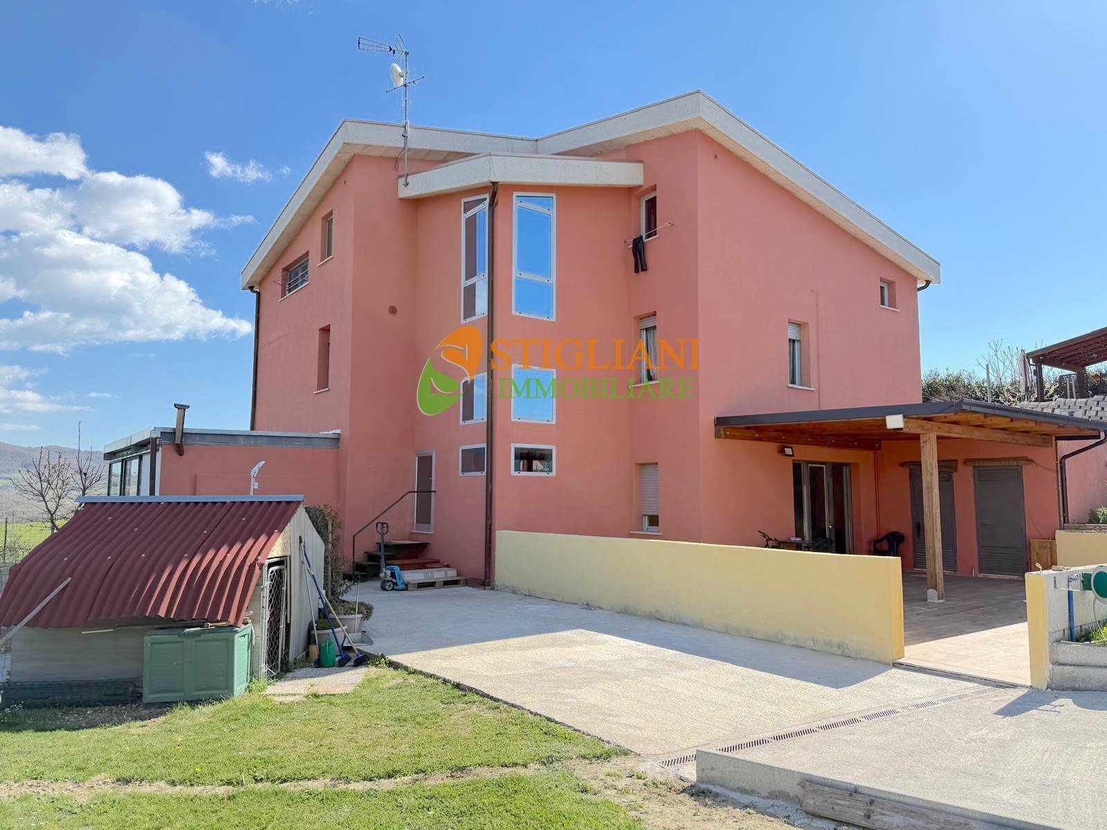 Villa Bifamiliare in vendita a Campobasso, Contrada Tappino