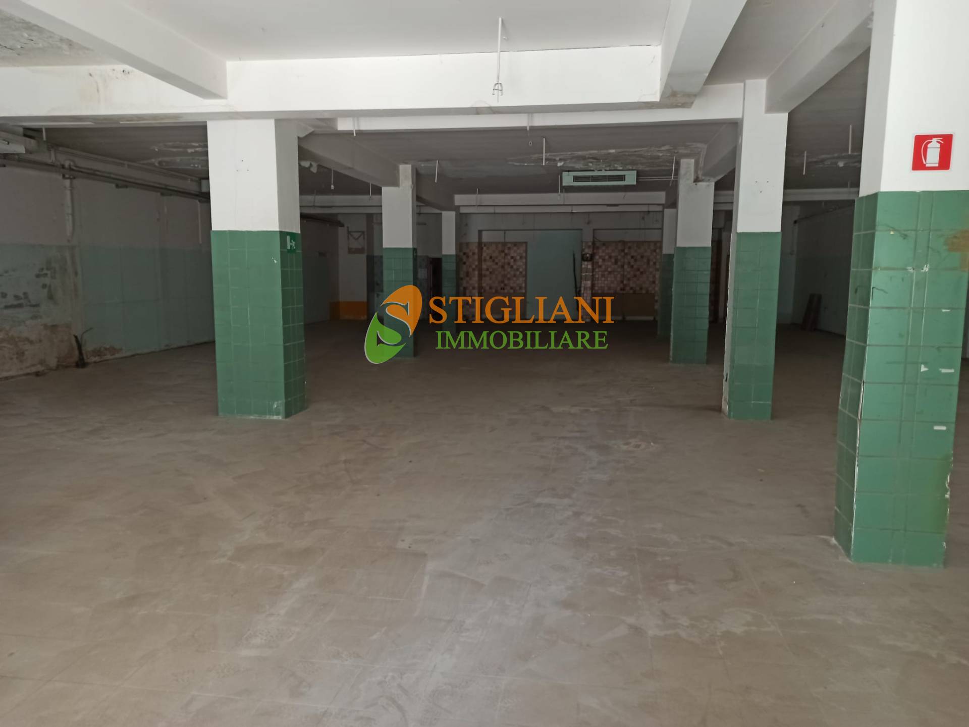 Locale commerciale in affitto a Campobasso, Semicentro