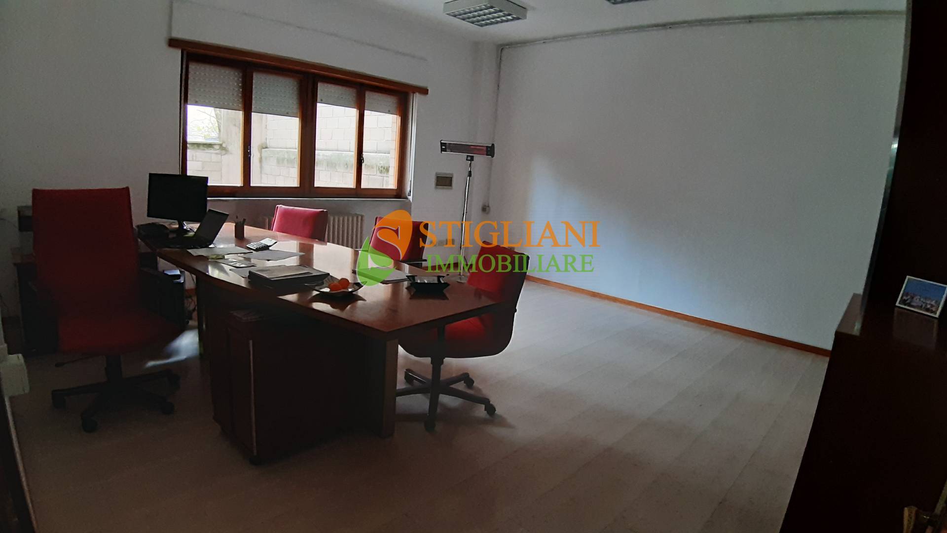 Ufficio in vendita a Campobasso, Centro