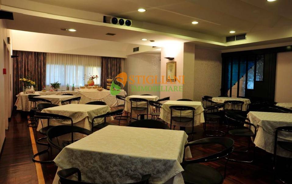 Locale commerciale in vendita a Bojano, Via Molise