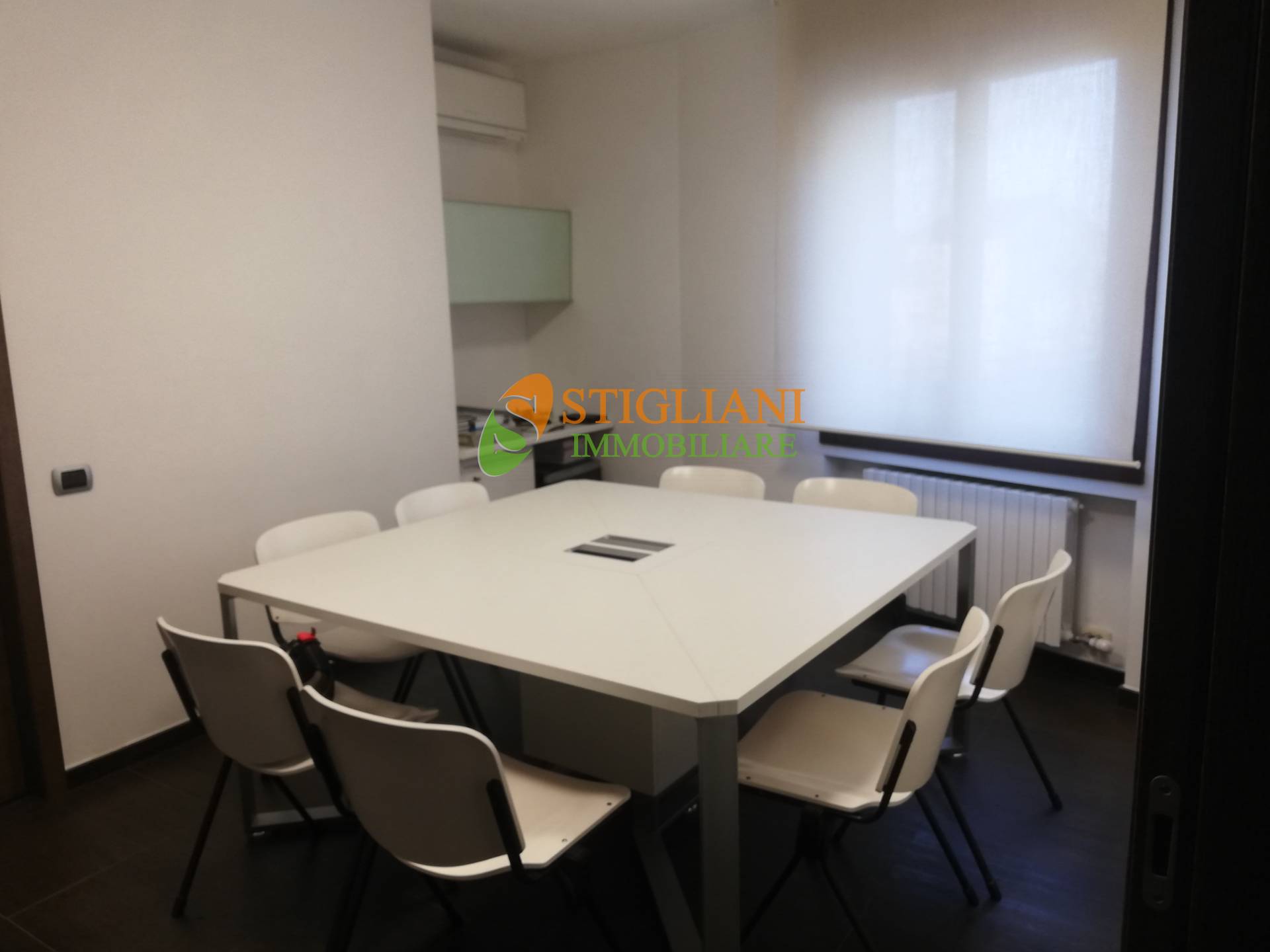 Ufficio in vendita a Campobasso, Periferia