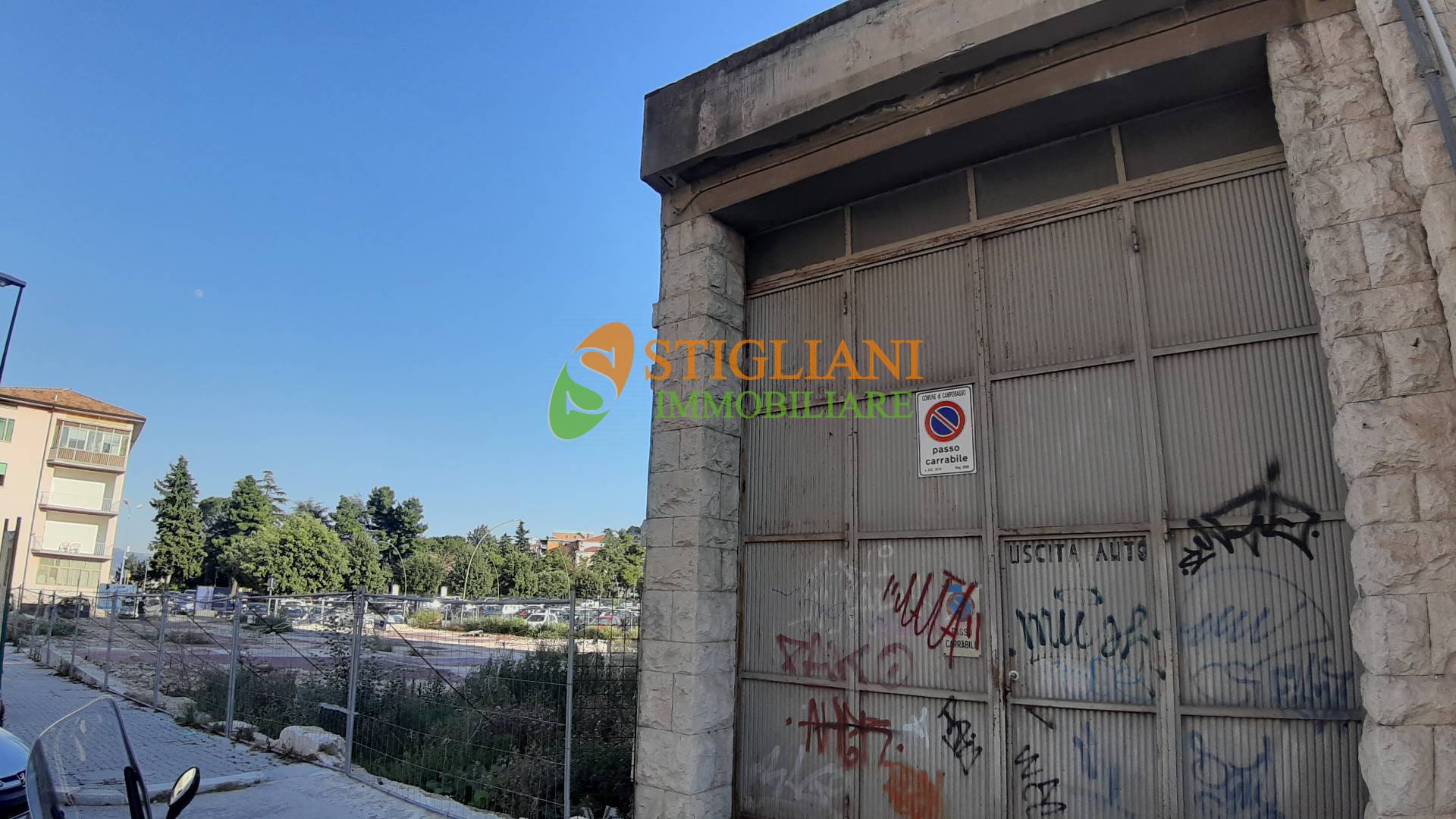 Locale commerciale in vendita a Campobasso, Centro