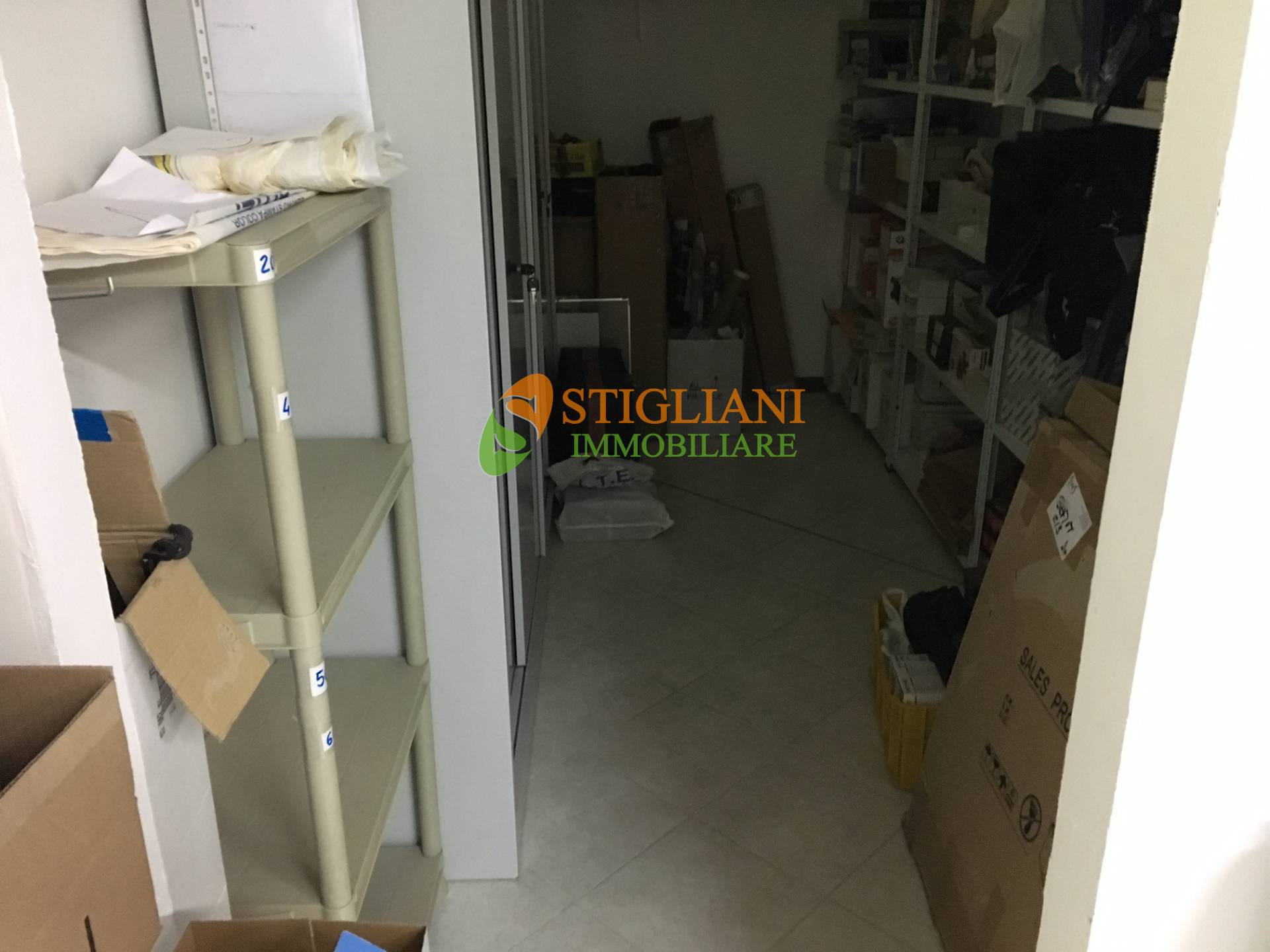 Locale commerciale in vendita a Campobasso, Semicentro