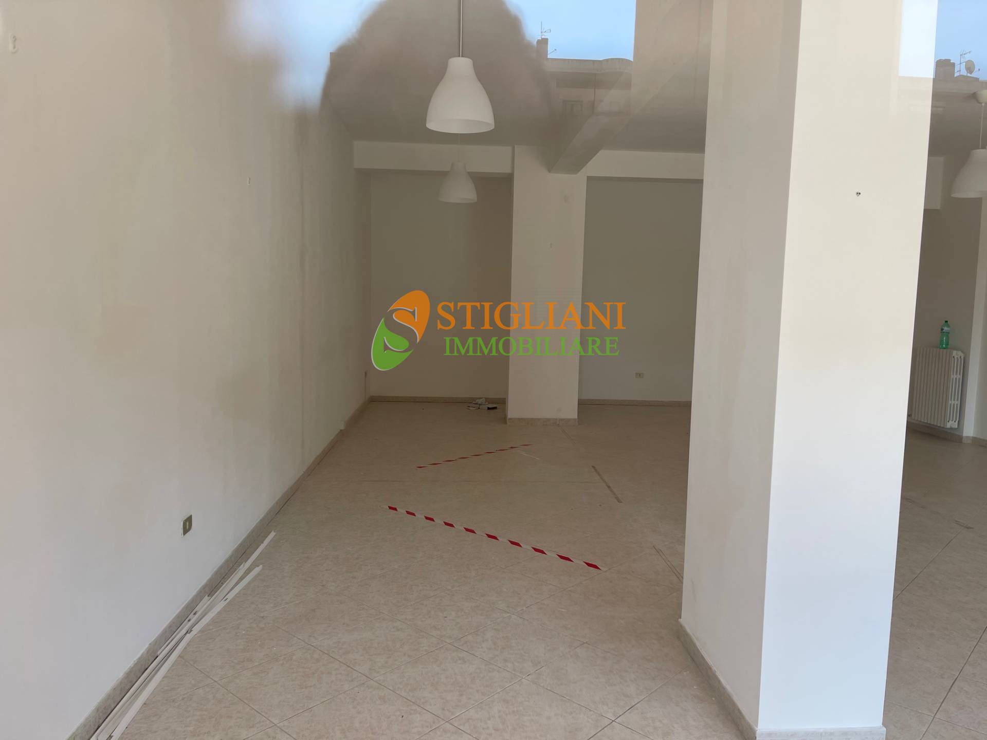 Locale commerciale in vendita a Campobasso, Centro