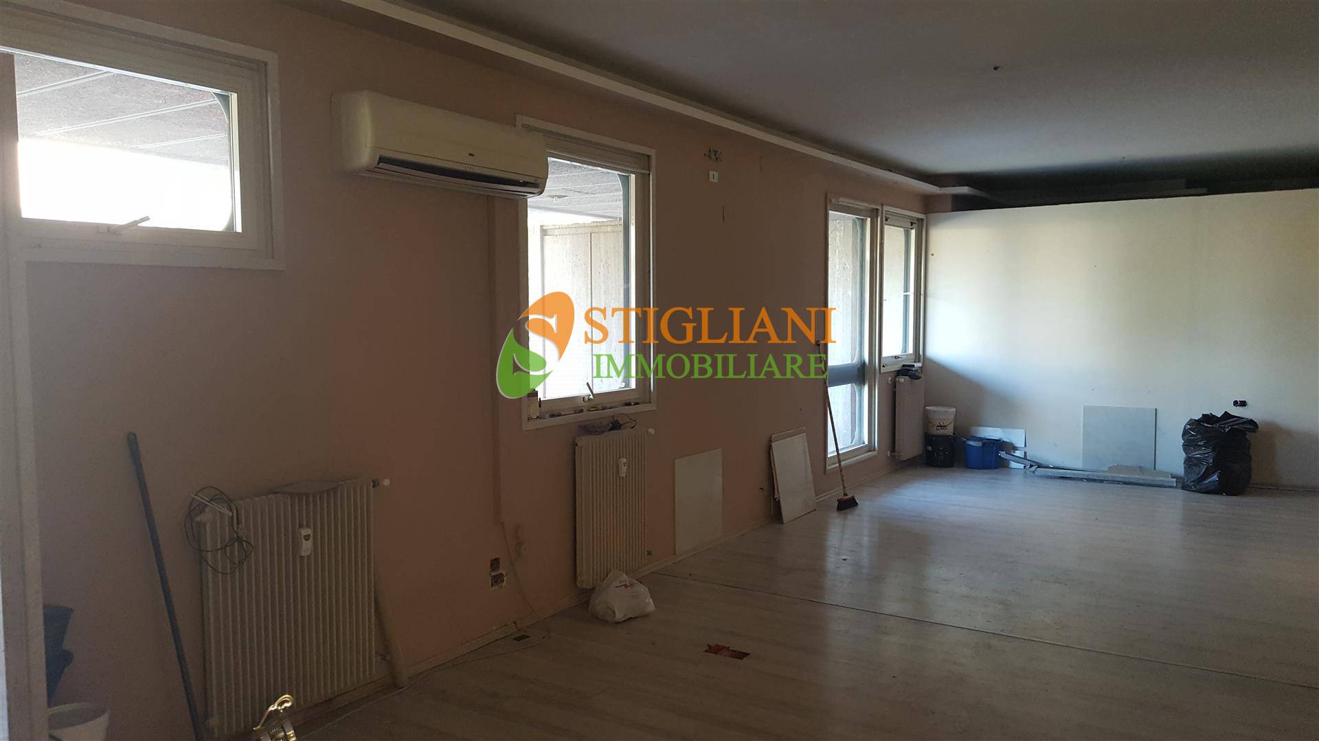 Locale commerciale in vendita a Campobasso, Periferia