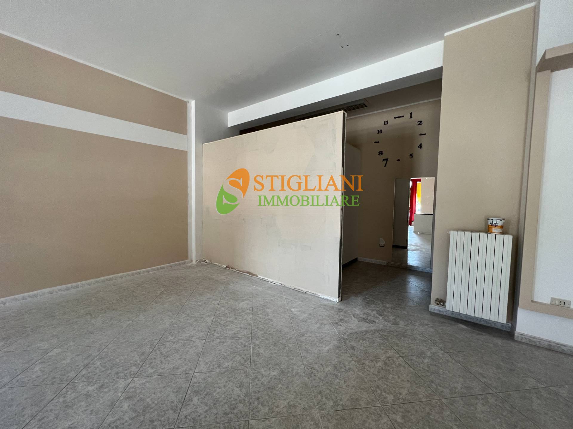 Locale commerciale in vendita a Campobasso, Centro