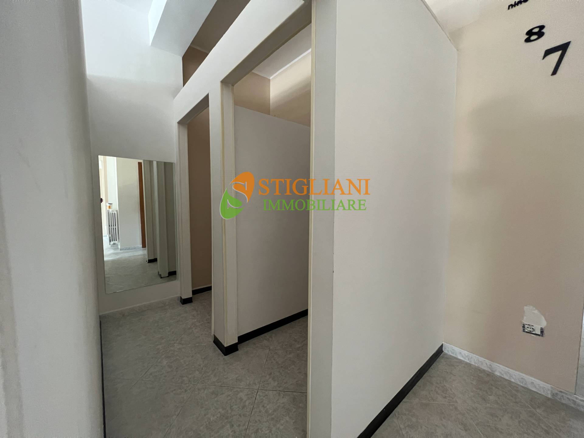 Locale commerciale in vendita a Campobasso, Centro