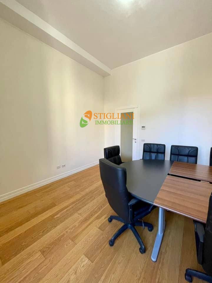 Ufficio in vendita a Campobasso, Centro