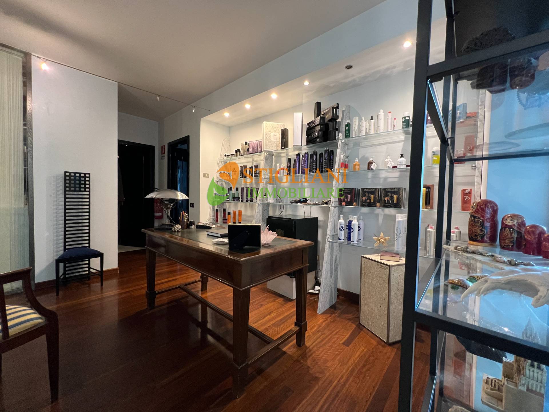 Locale commerciale in vendita a Campobasso, Centro