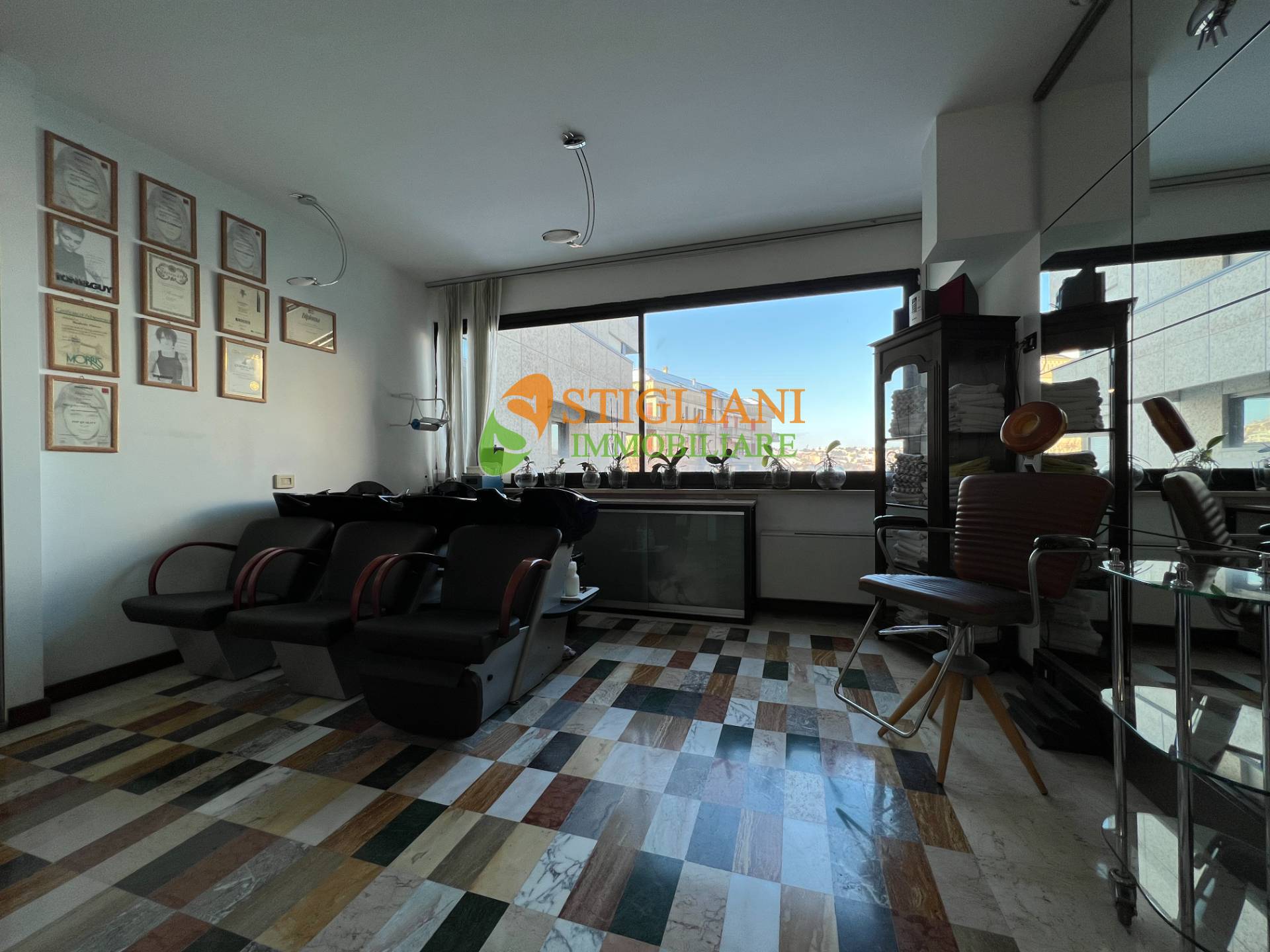 Locale commerciale in vendita a Campobasso, Centro