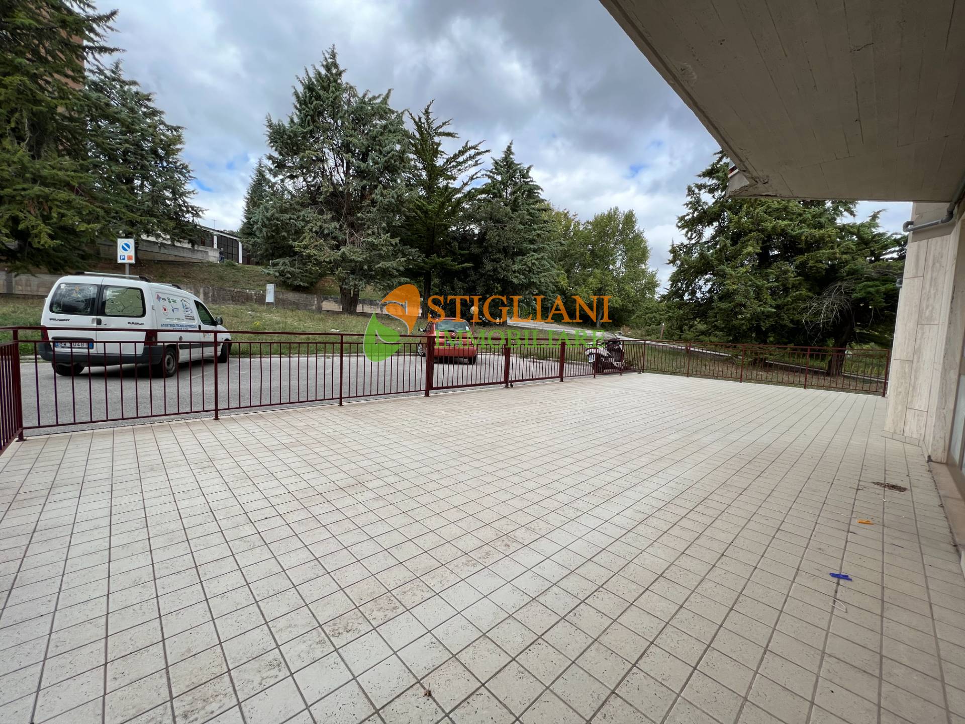 Locale commerciale in vendita a Campobasso, Periferia