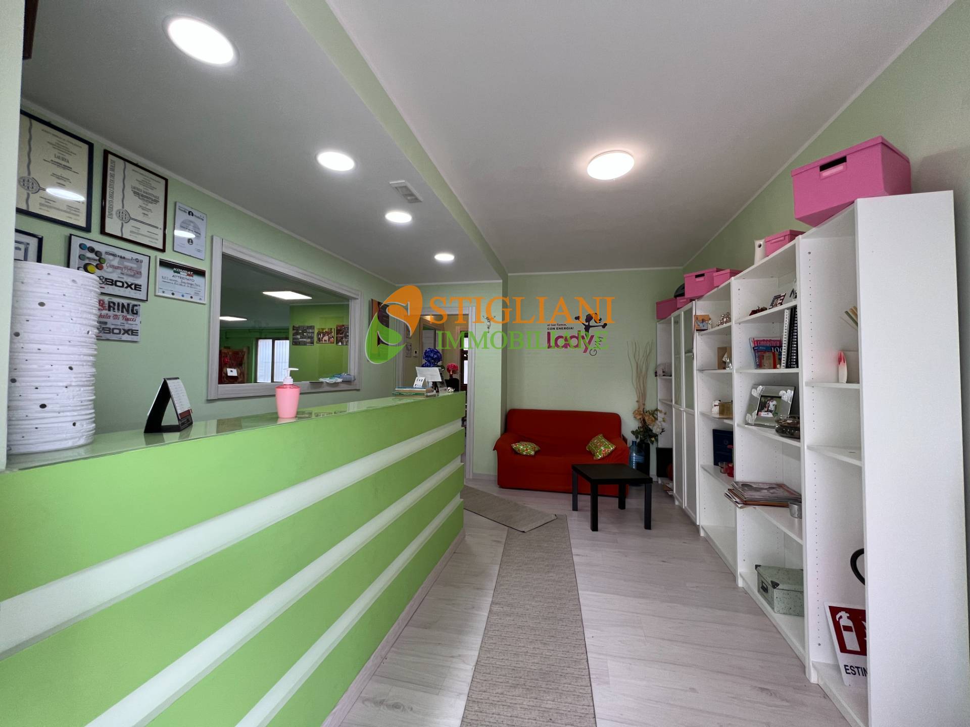 Locale commerciale in vendita a Campobasso, Periferia