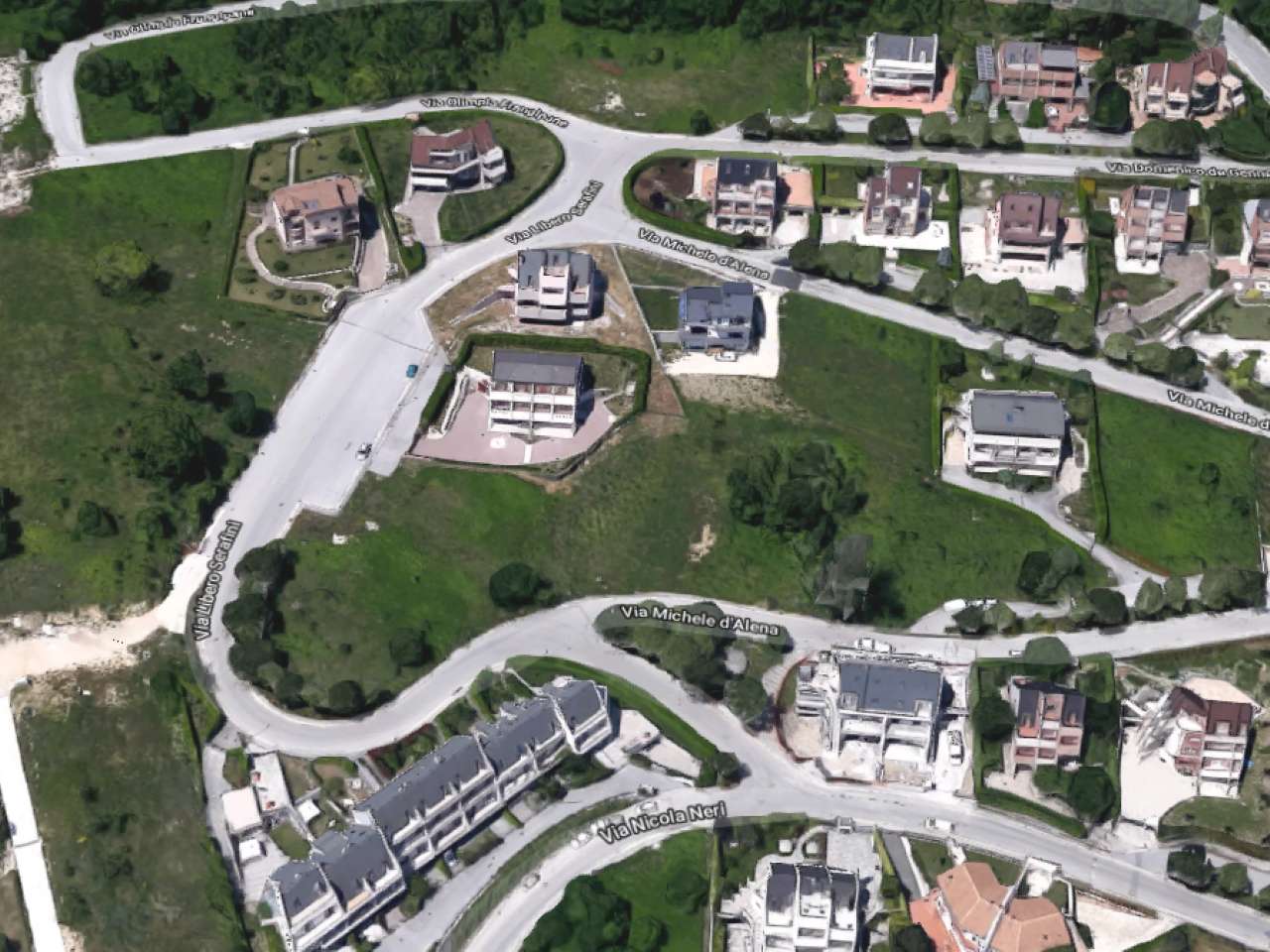 Terreno residenziale in vendita a Campobasso, Via Neri