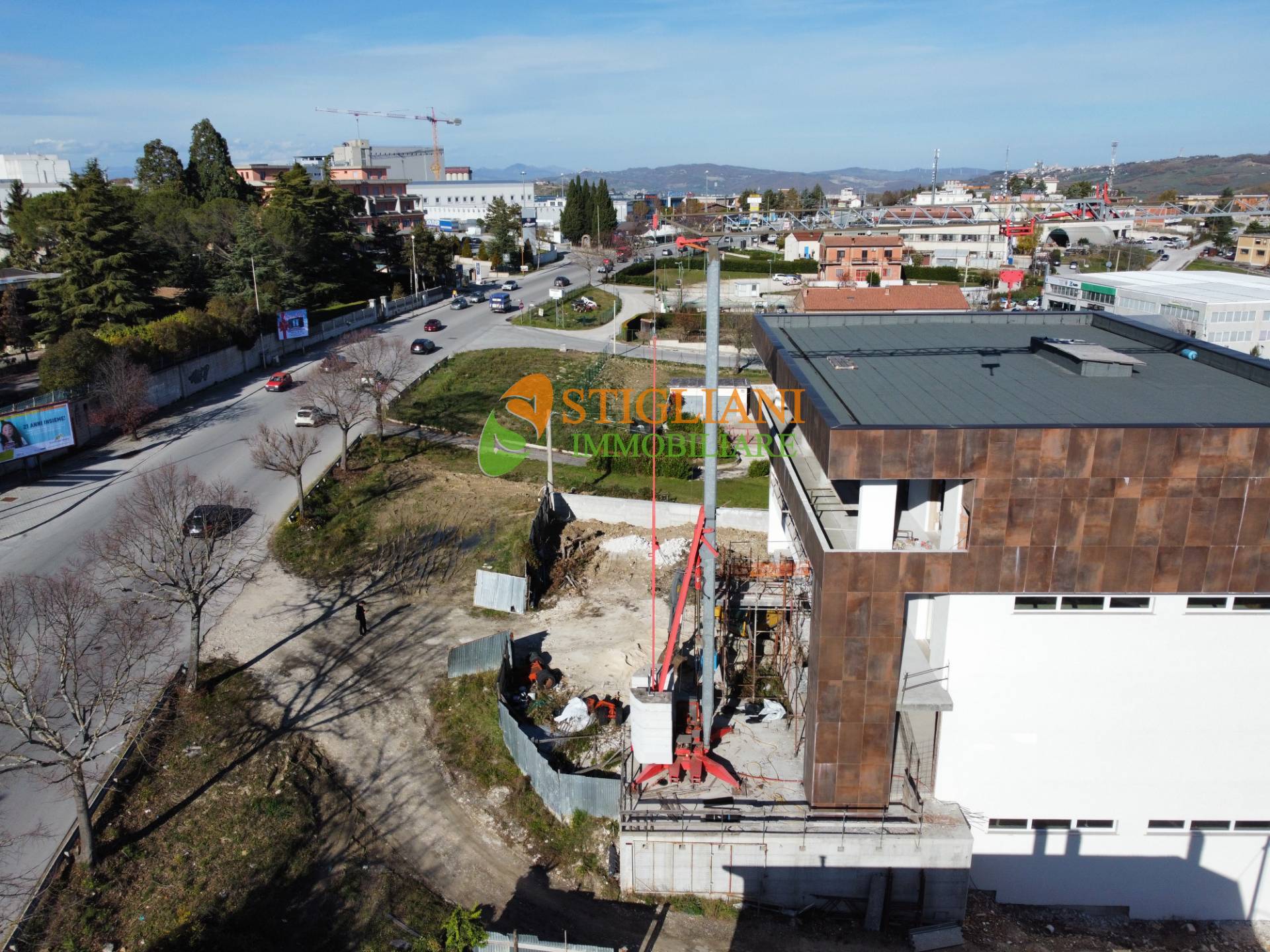 Locale commerciale in affitto a Campobasso, Colle delle Alpi