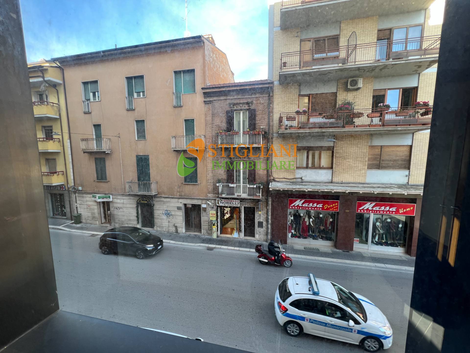 Ufficio in vendita a Campobasso, Centro