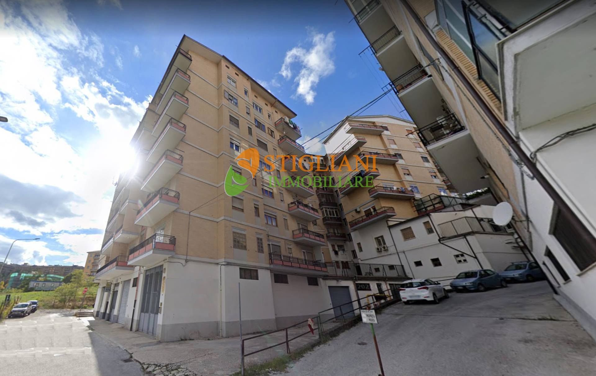 Deposito in vendita a Campobasso, Via Galanti