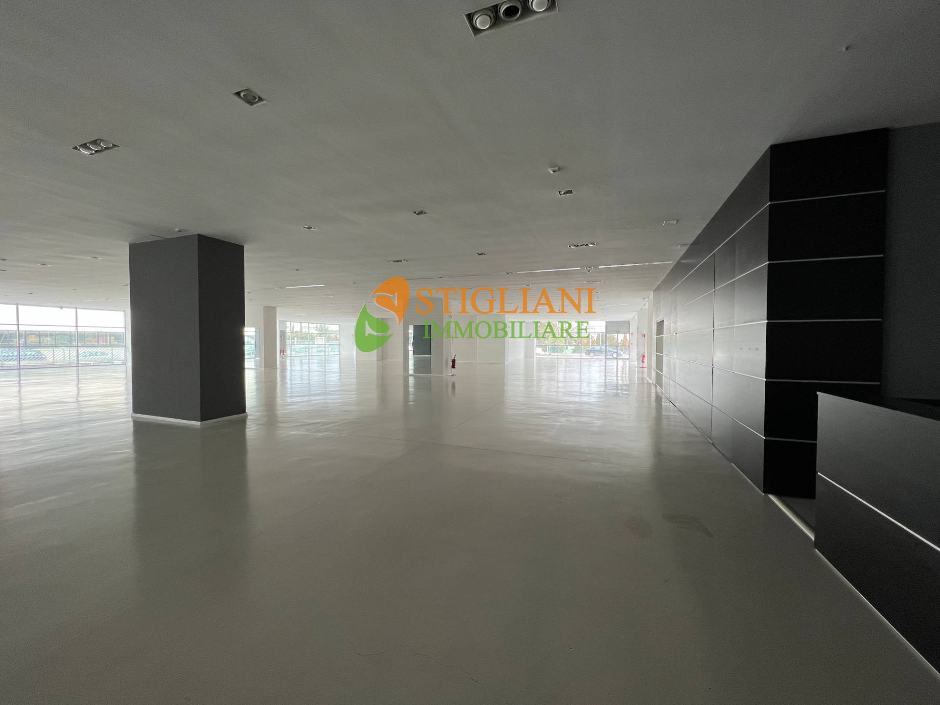 Ufficio in vendita a Campobasso, Colle delle Alpi