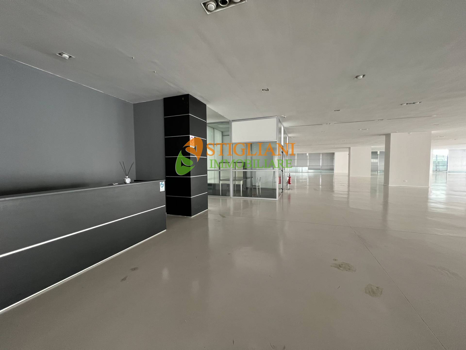 Ufficio in vendita a Campobasso, Colle delle Alpi