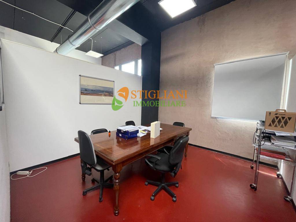 Ufficio in affitto a Ripalimosani, Viale Unit D'Italia