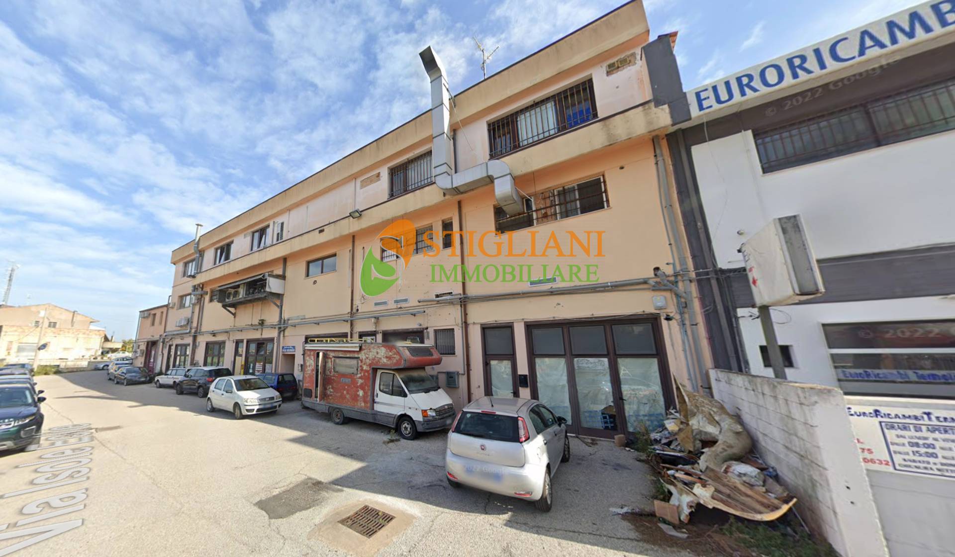 Locale commerciale in vendita a Termoli, via Corsica