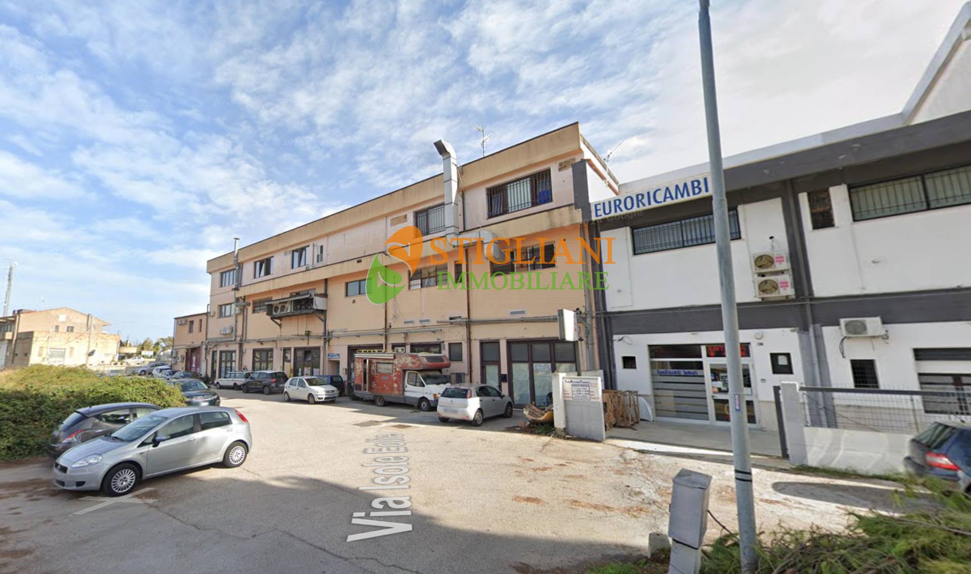 Locale commerciale in vendita a Termoli, via Corsica