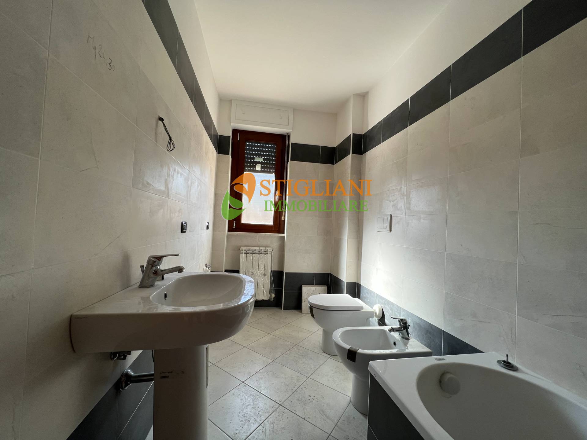 Ufficio in vendita a Campobasso, Periferia