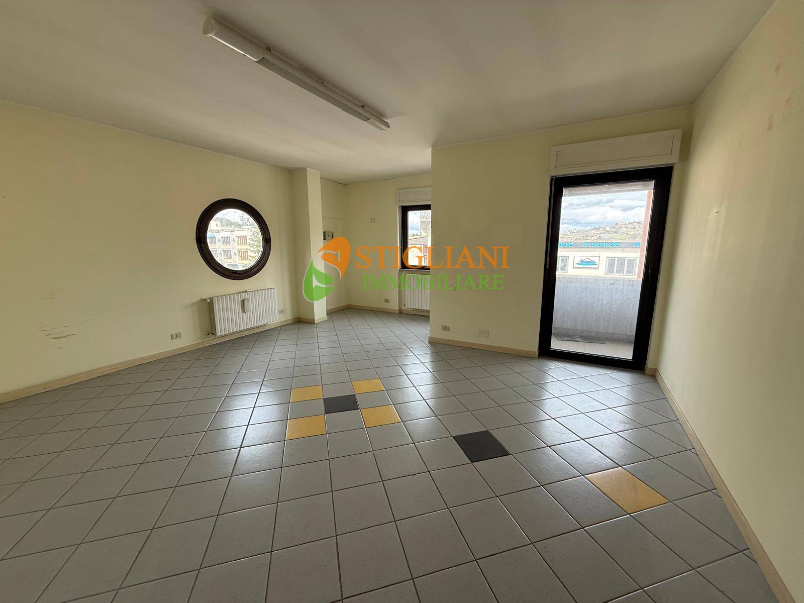 Ufficio in affitto a Campobasso, Centro