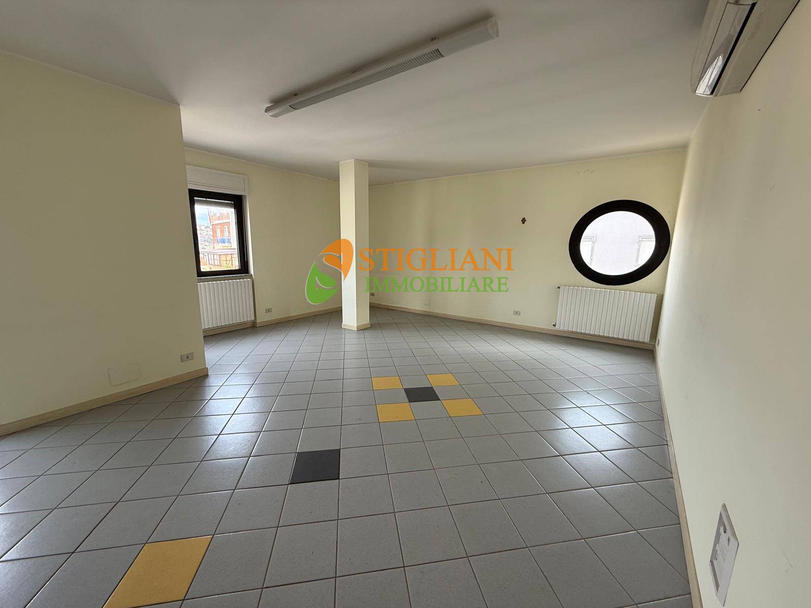 Ufficio in affitto a Campobasso, Centro