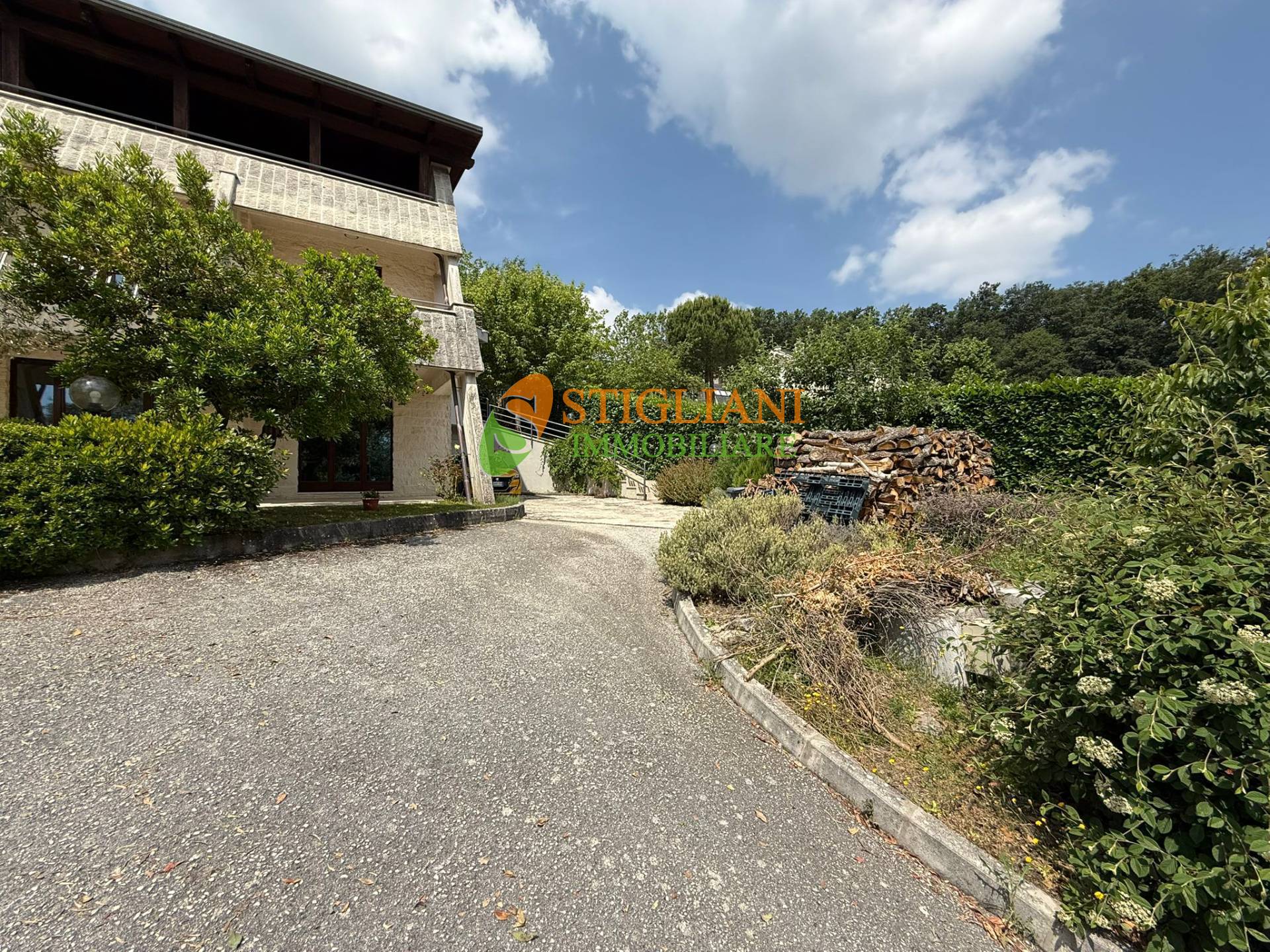 Villa Bifamiliare in vendita a Campobasso, Via D'Alena