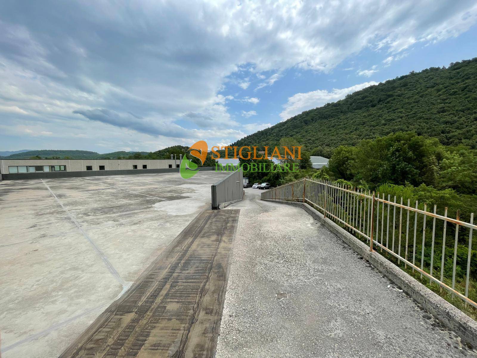 Locale commerciale in affitto a Monteroduni, Localit Spinete