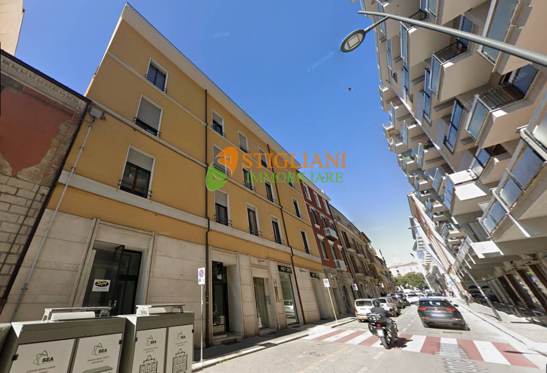 Locale commerciale in affitto a Campobasso, Centro