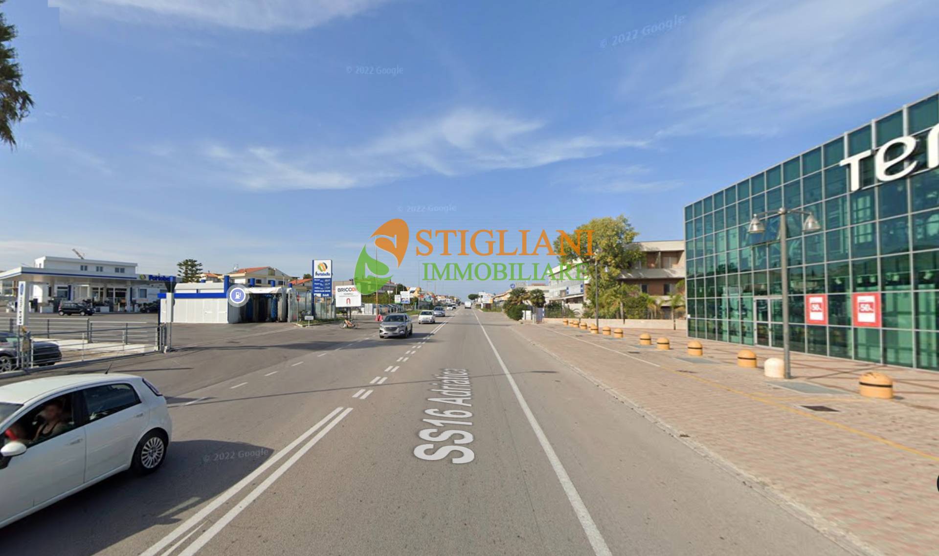 Locale commerciale in vendita a Termoli, via Corsica