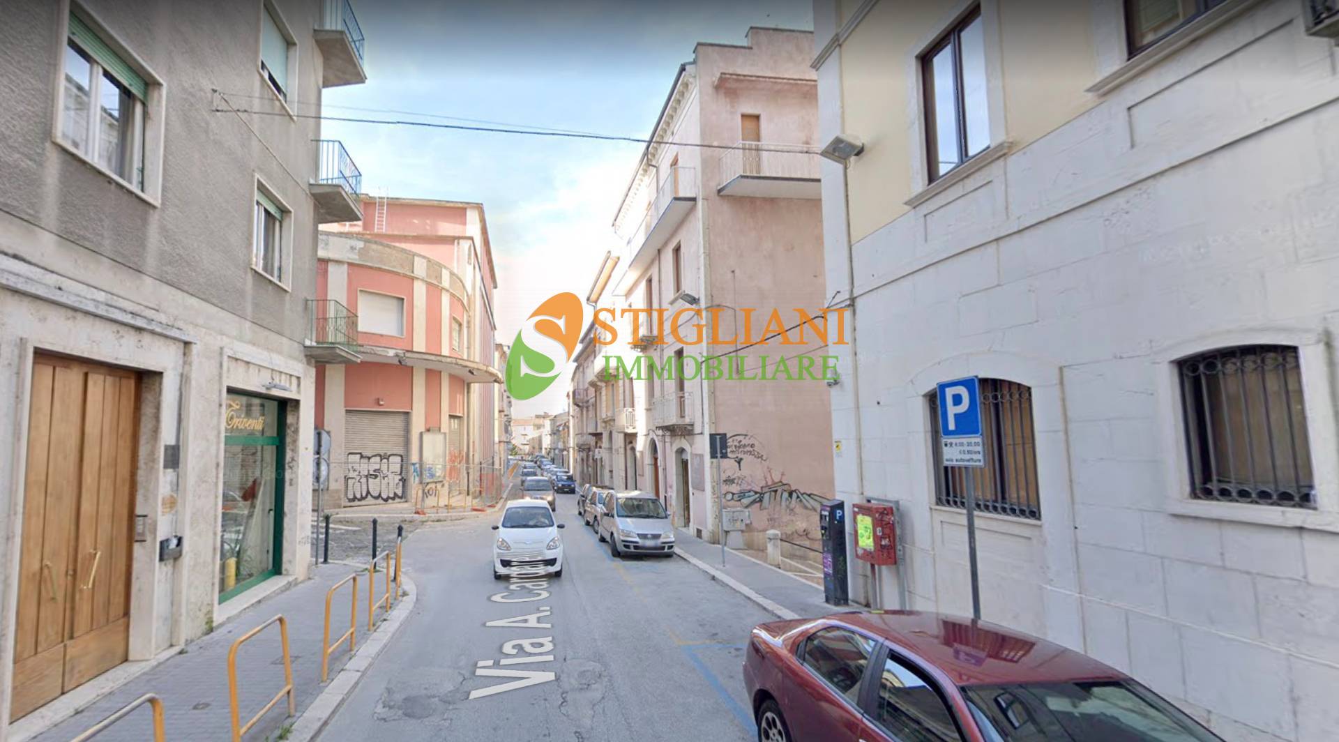 Locale commerciale in vendita a Campobasso, Centro