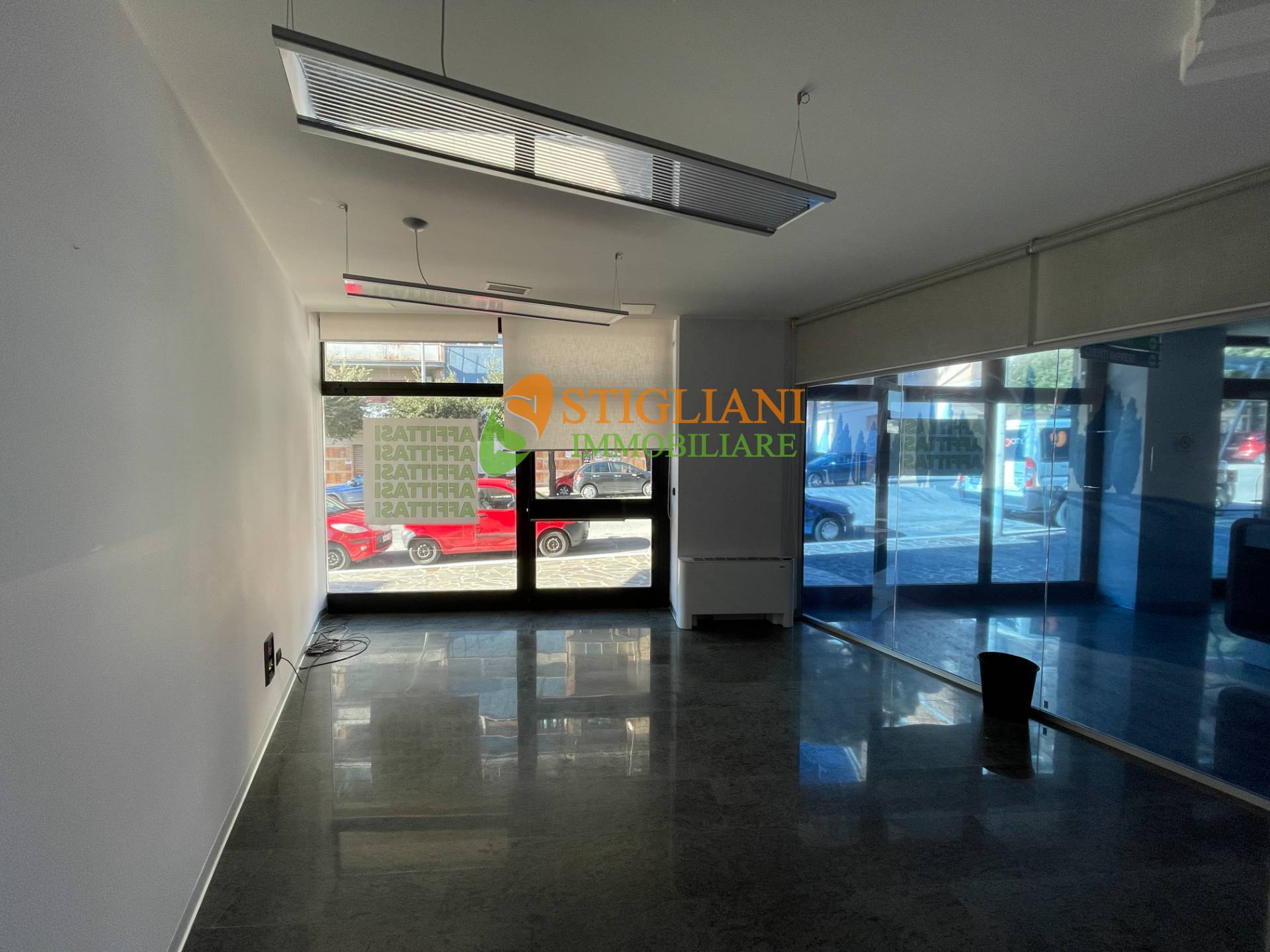 Locale commerciale in affitto a Campobasso, Semicentro