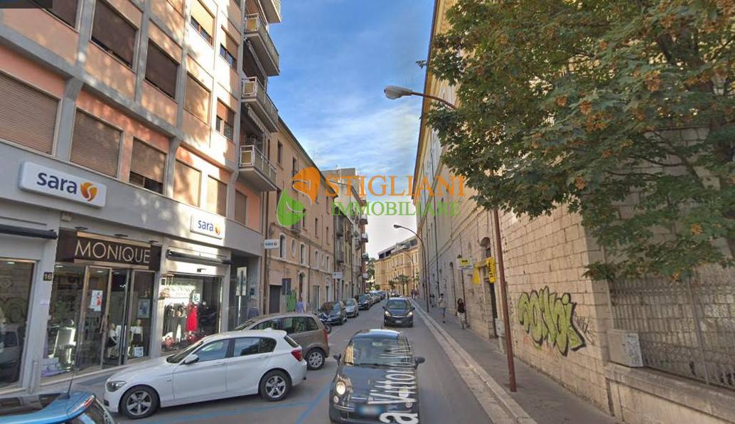 Appartamento in vendita a Campobasso, Centro