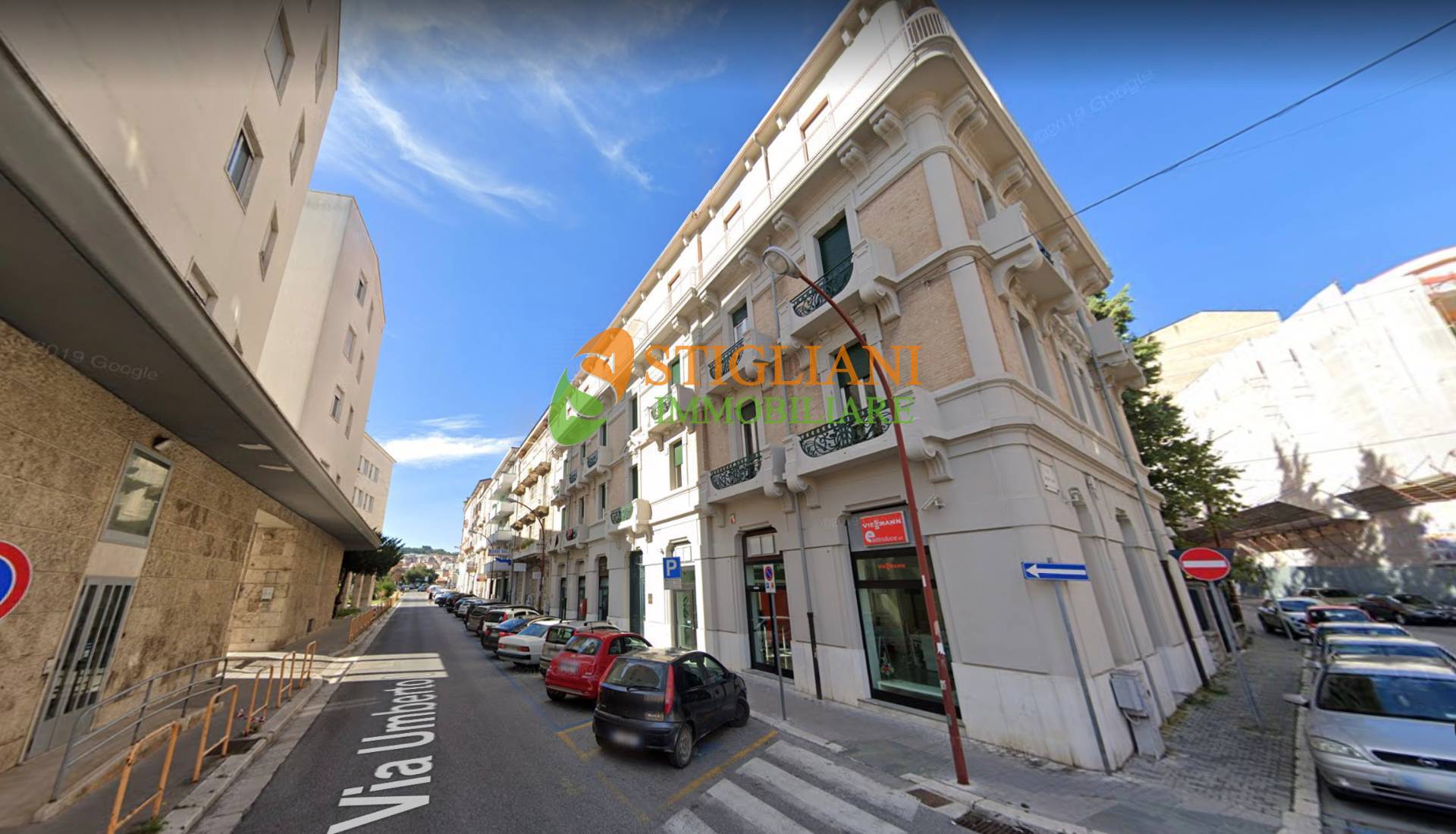 Locale commerciale in affitto a Campobasso, Centro