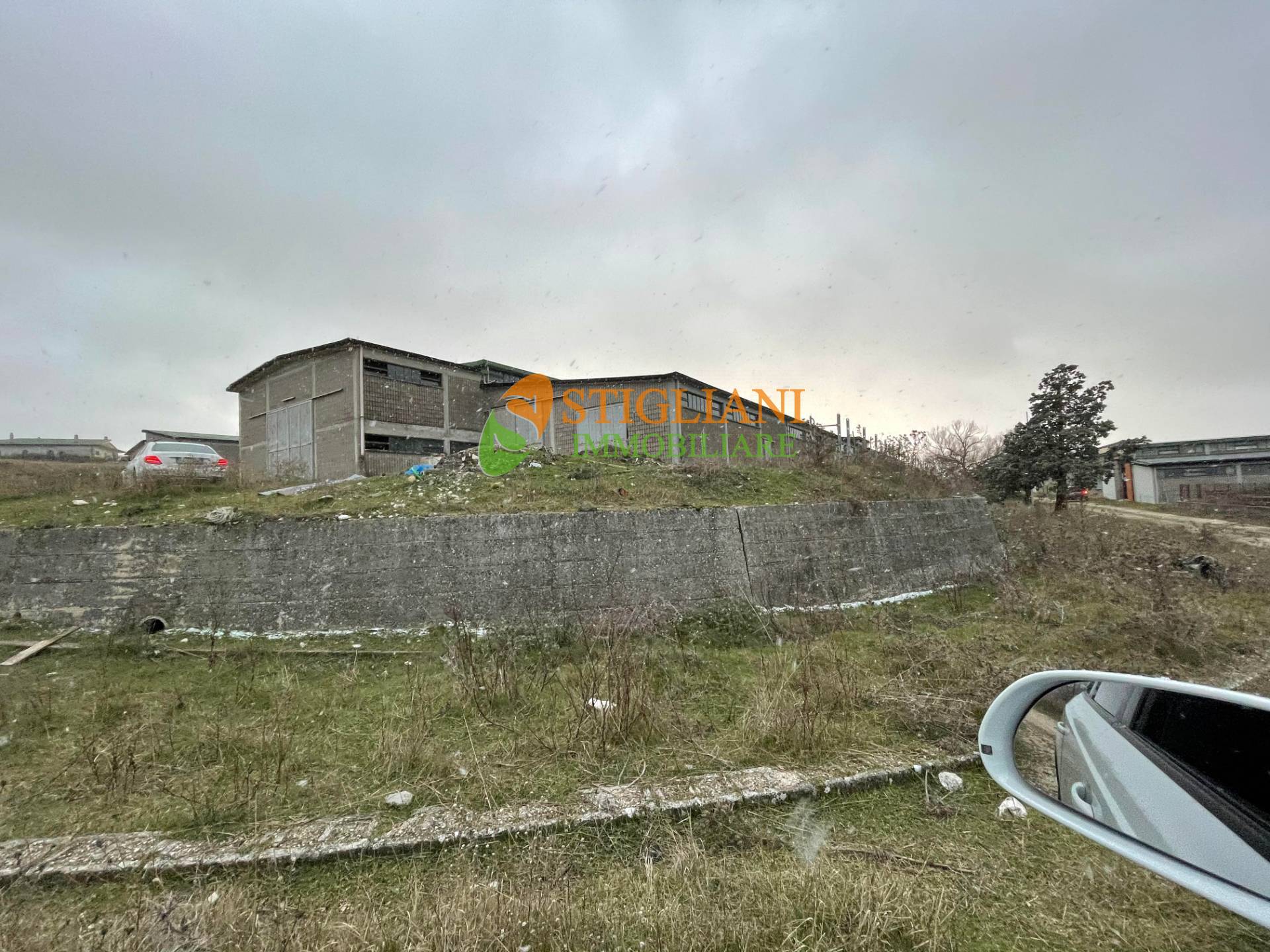 Locale commerciale in vendita a Petrella Tifernina, S.P. 13