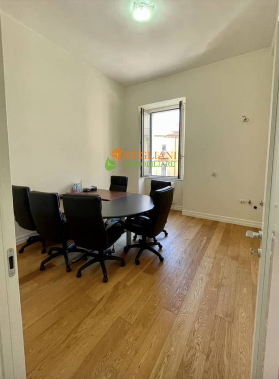 Ufficio in vendita a Campobasso, Centro