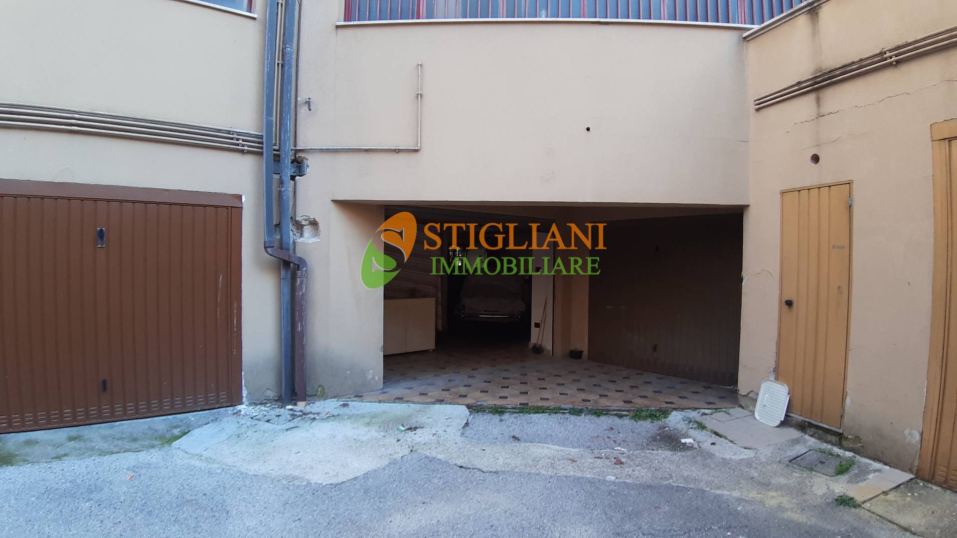 Box o garage in vendita a Campobasso, Via Toti