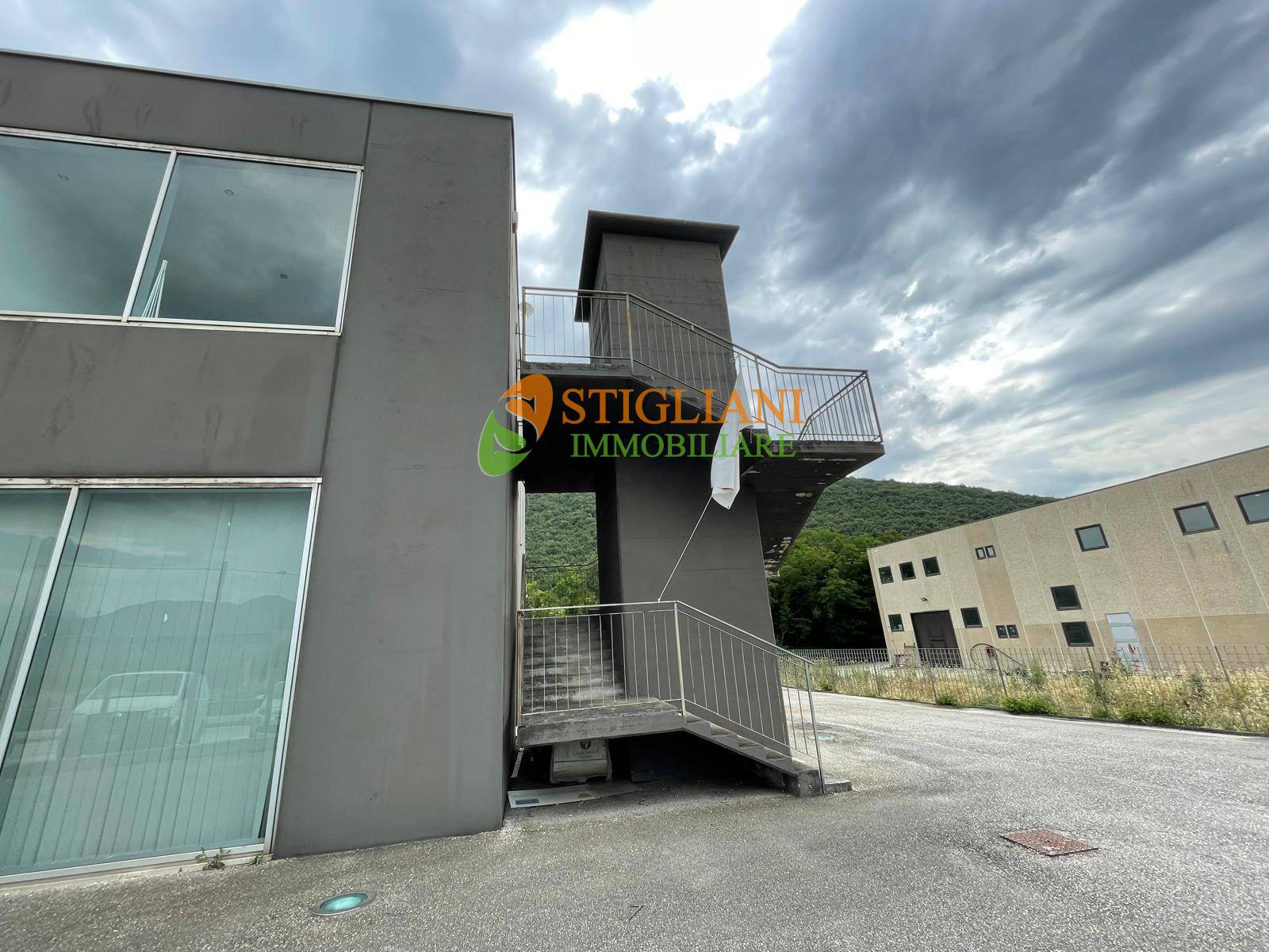 Locale commerciale in affitto a Monteroduni, Localit Spinete