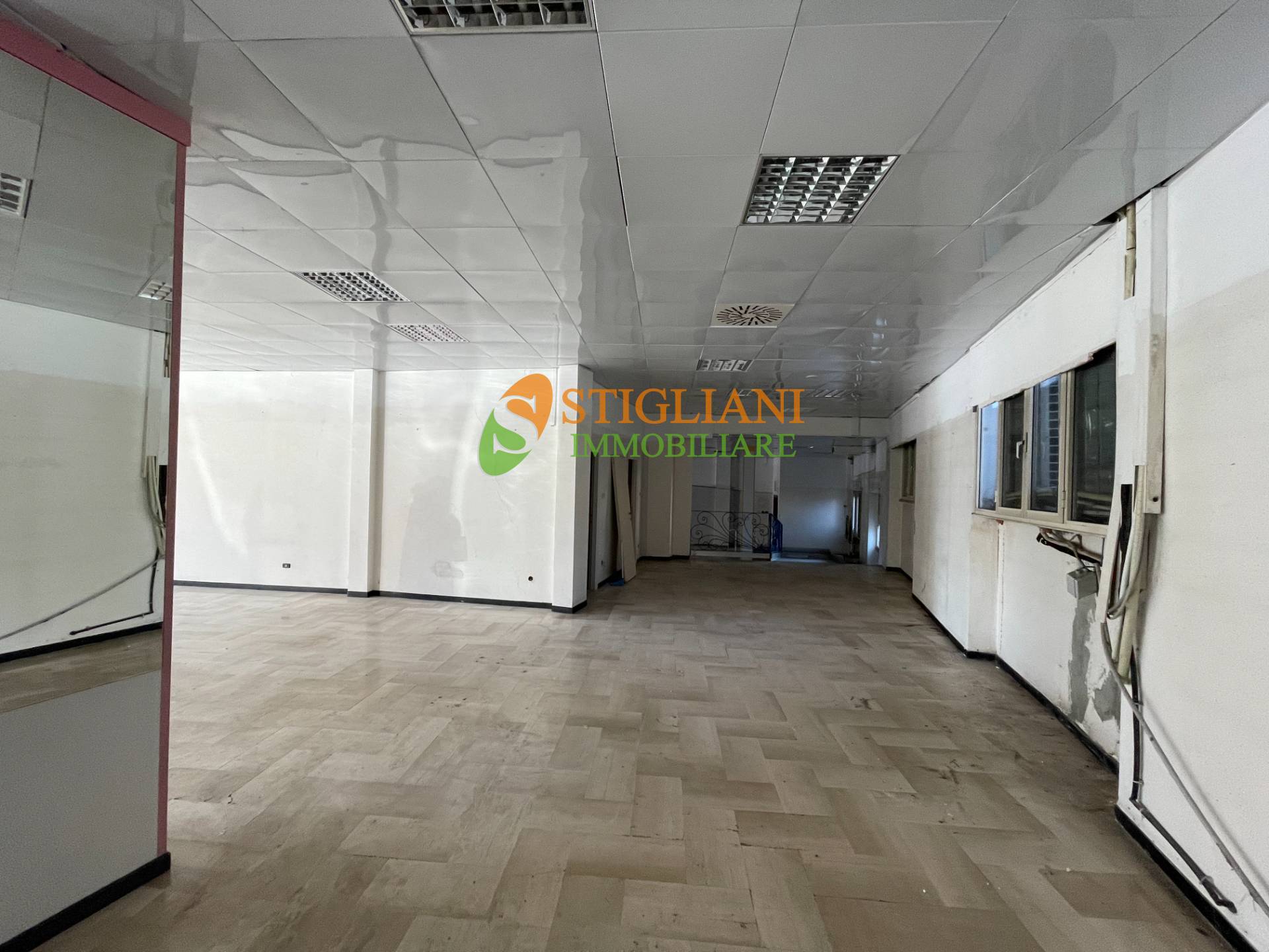 Locale commerciale in affitto a Campobasso, Semicentro